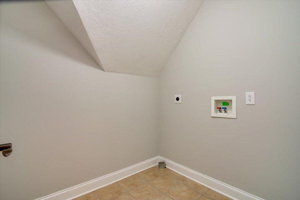 2507 Grier Circle Property Photo 31