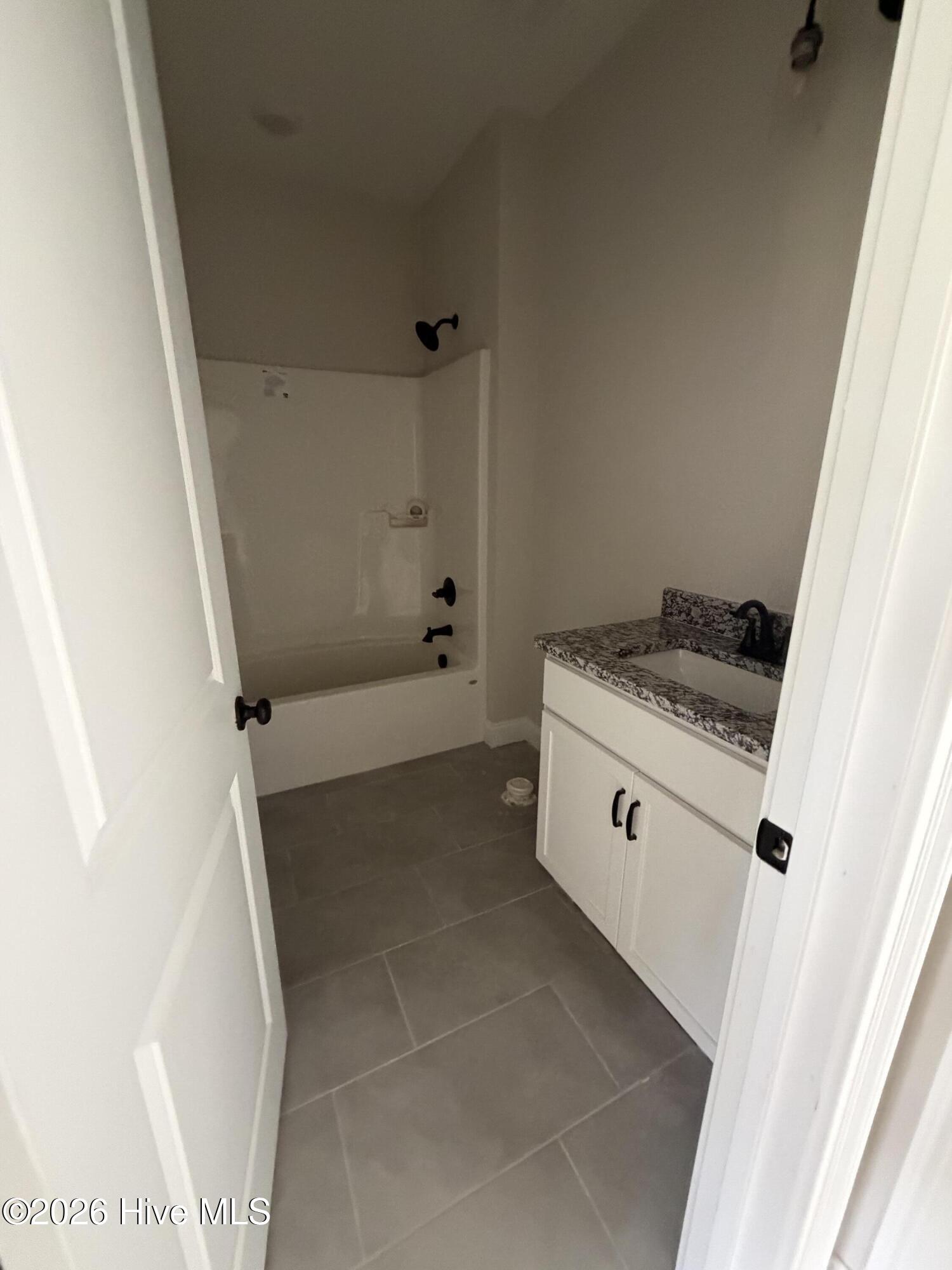 806 Nuttall Street Property Photo 14