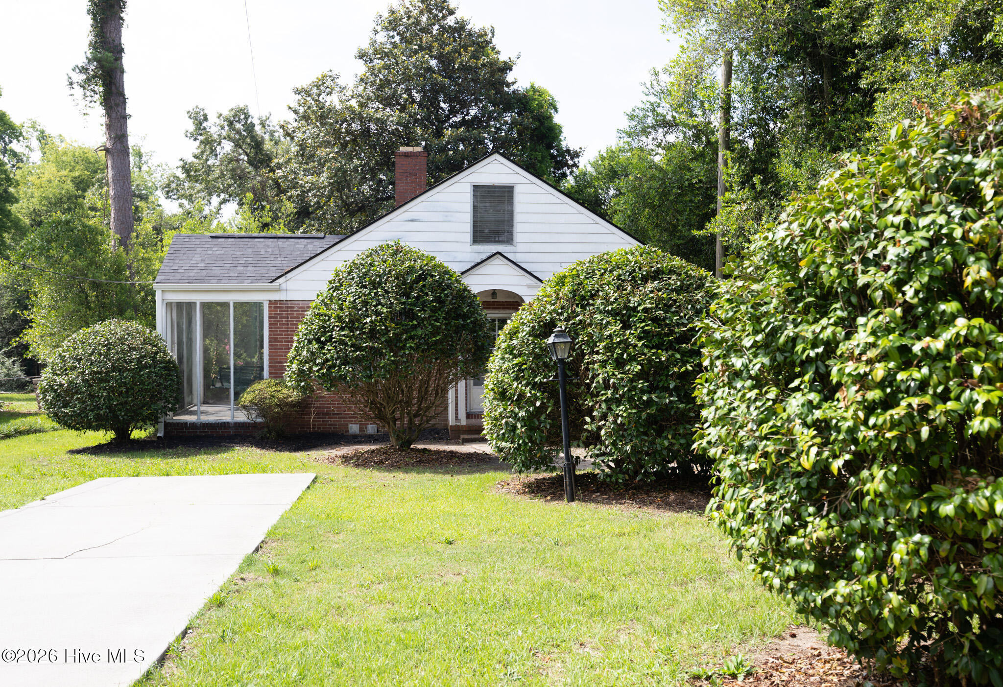 1762 Pinetree Road Property Photo 1