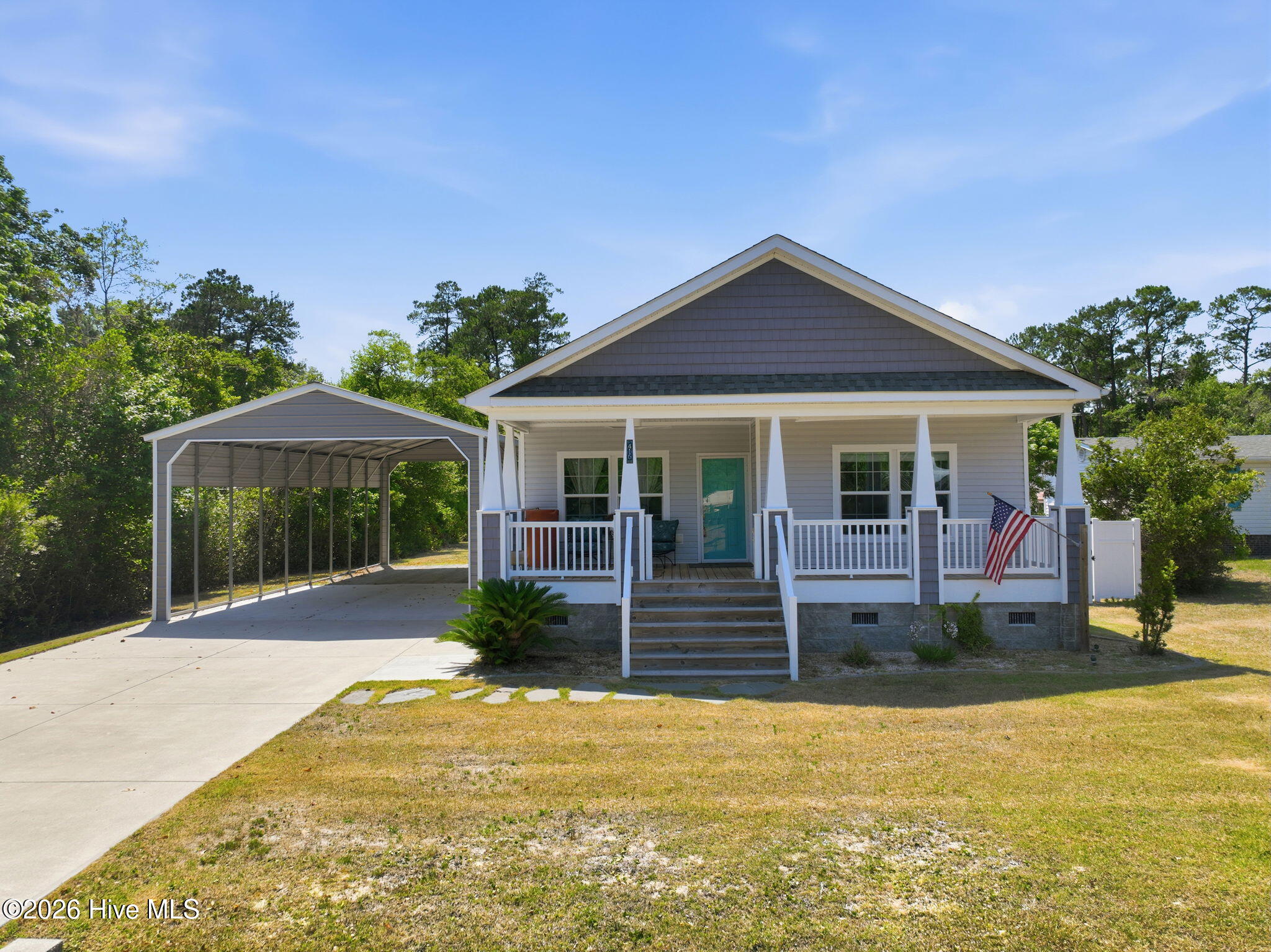 416 Ocean Spray Drive Property Photo 1