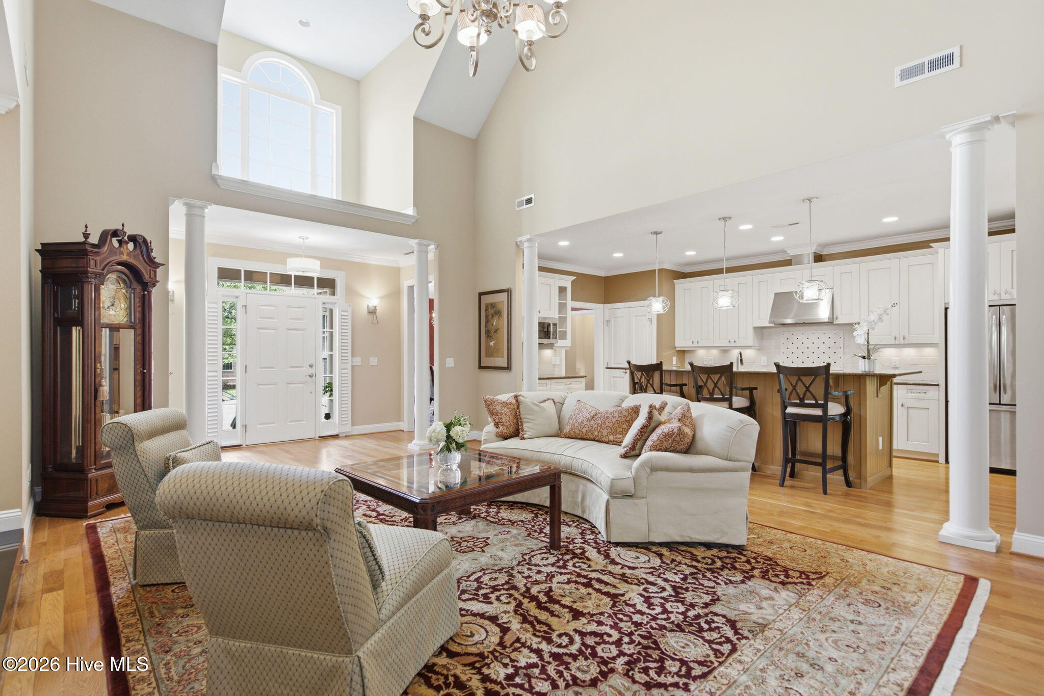 2118 Bay Colony Lane Property Photo 4