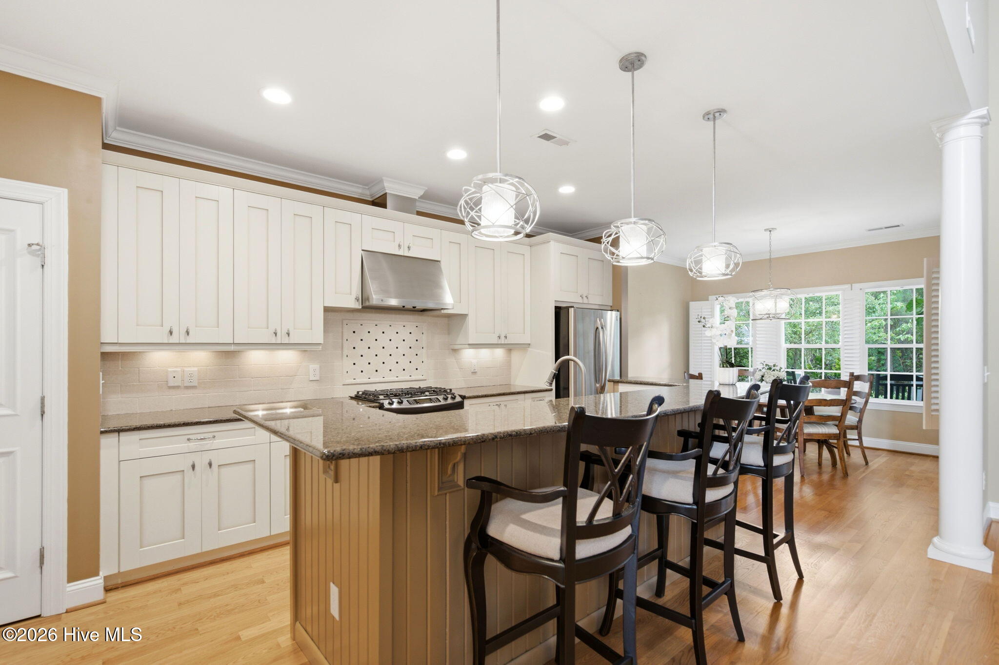 2118 Bay Colony Lane Property Photo 8