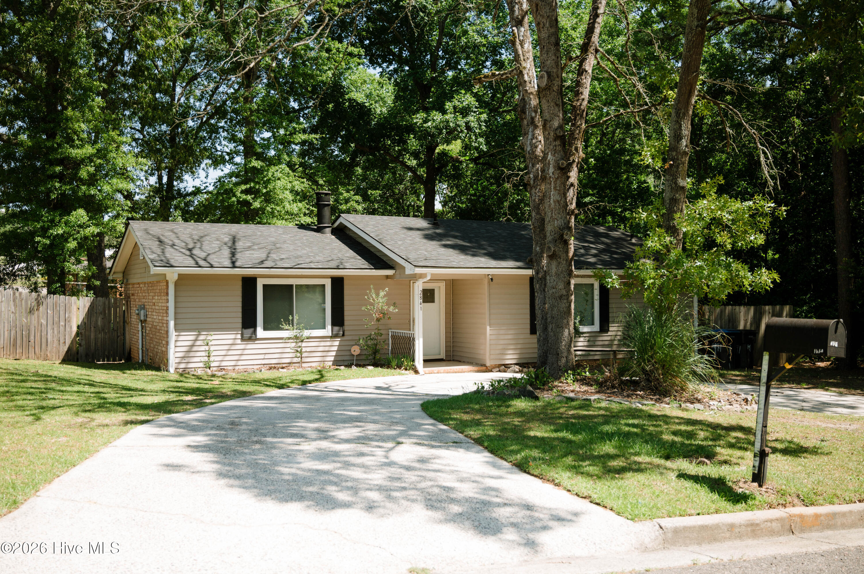 2841 Pheasant Drive Property Photo 1