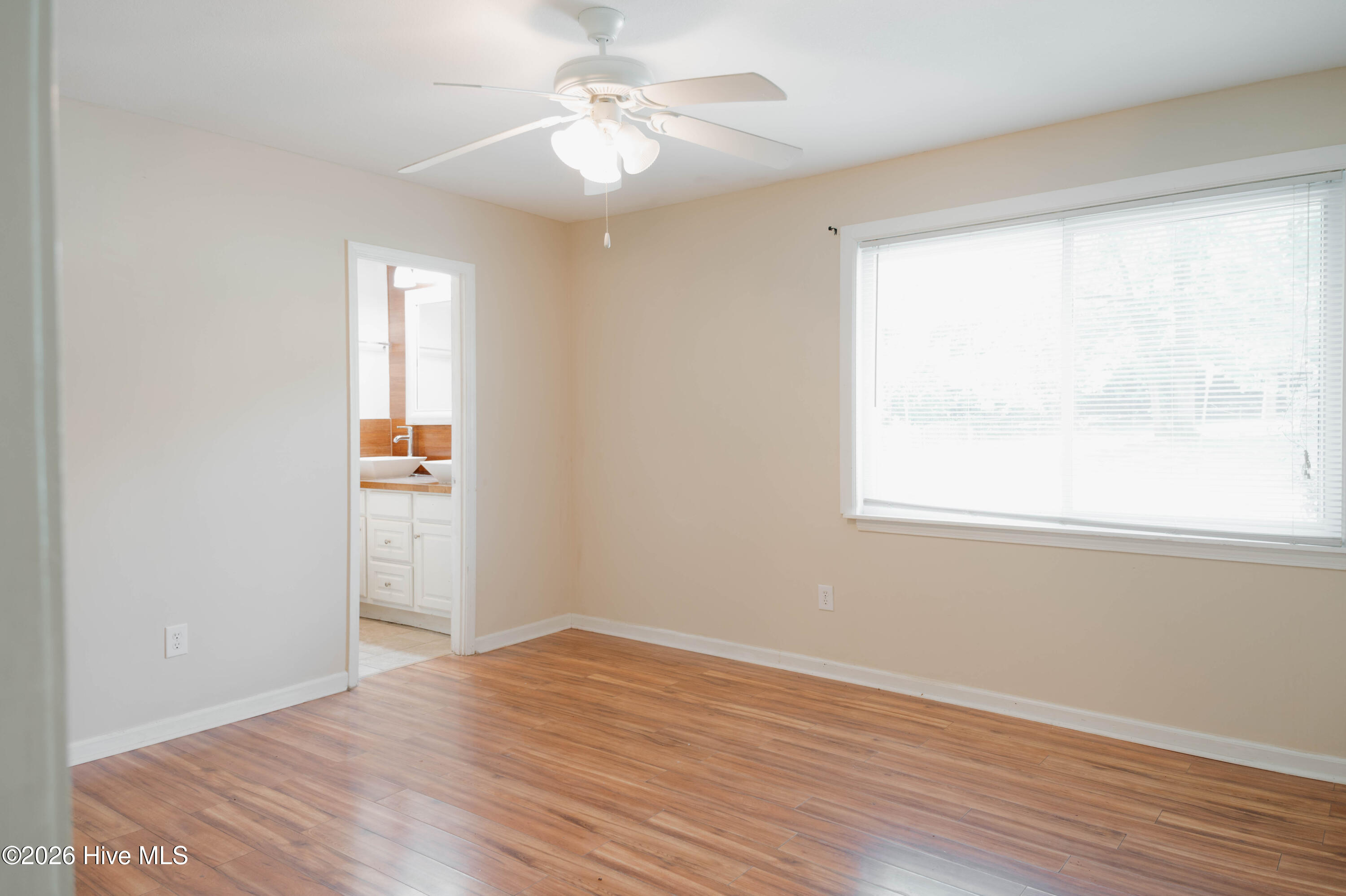 2841 Pheasant Drive Property Photo 5