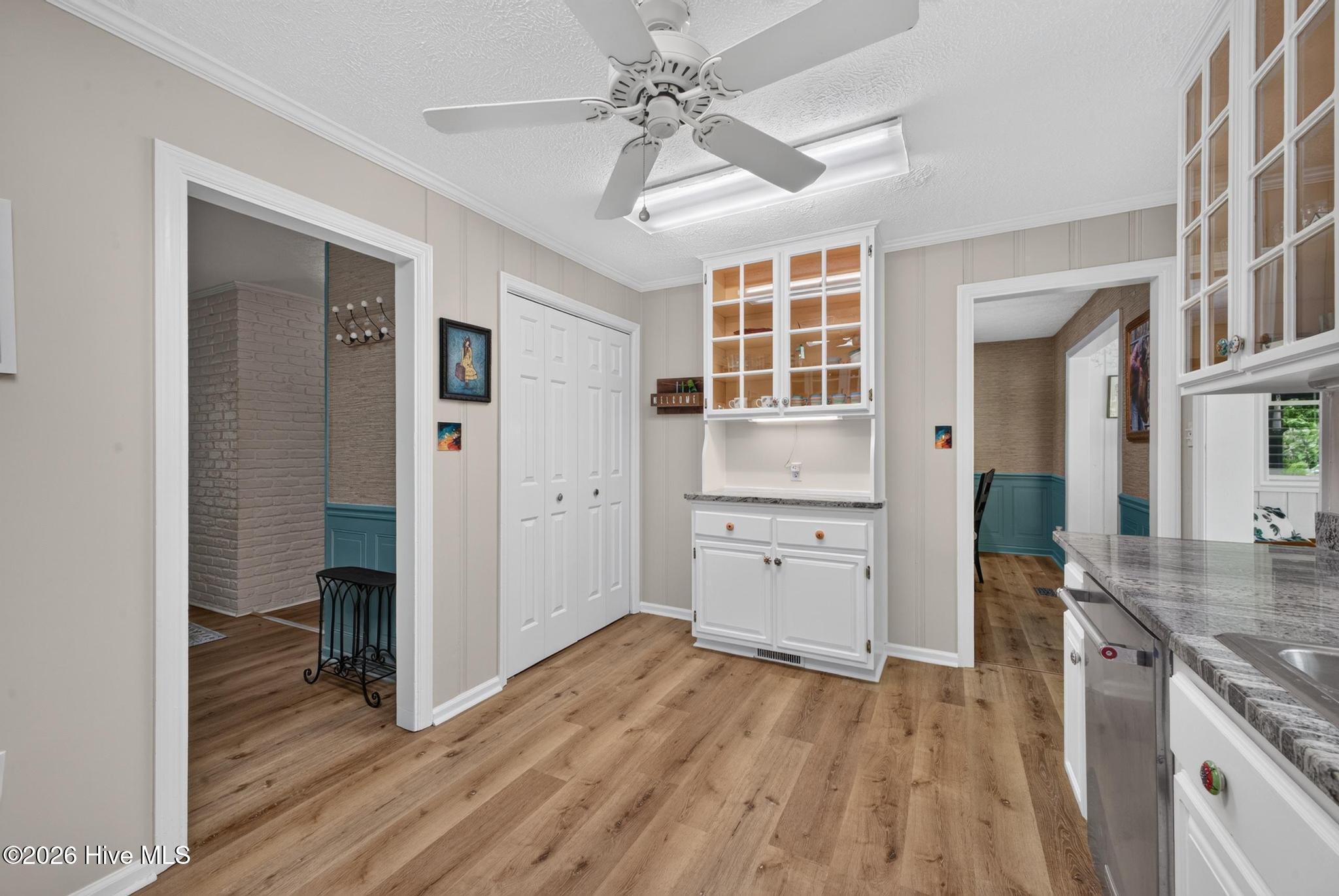 793 Boardman Road Property Photo 5
