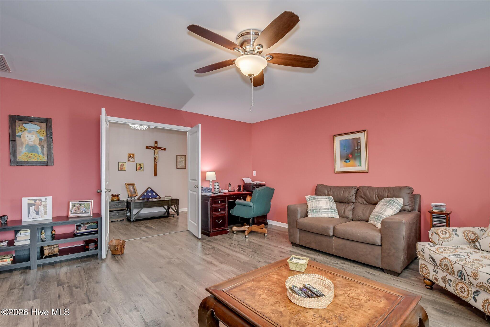 227 Donnington Court Property Photo 19