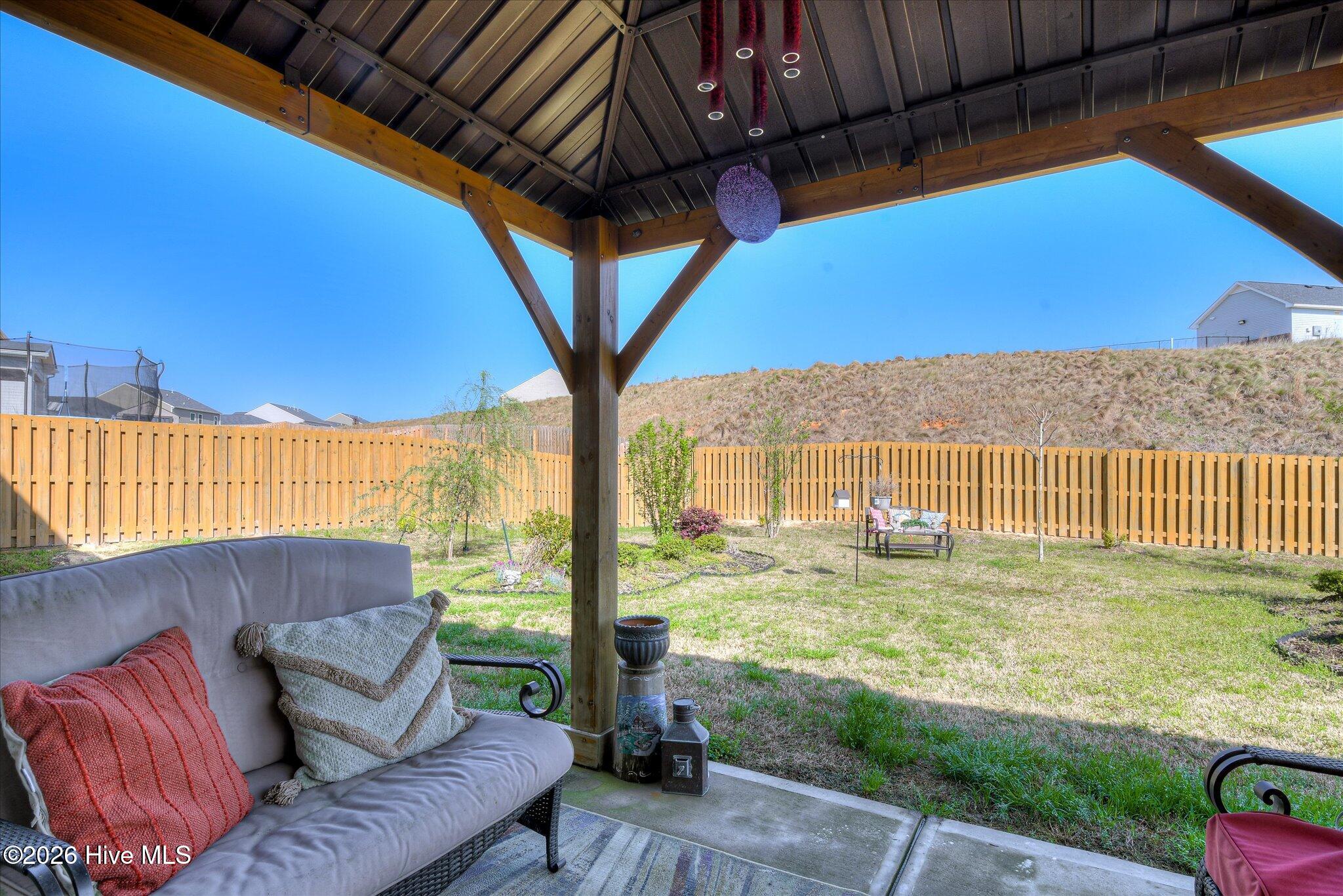 227 Donnington Court Property Photo 23