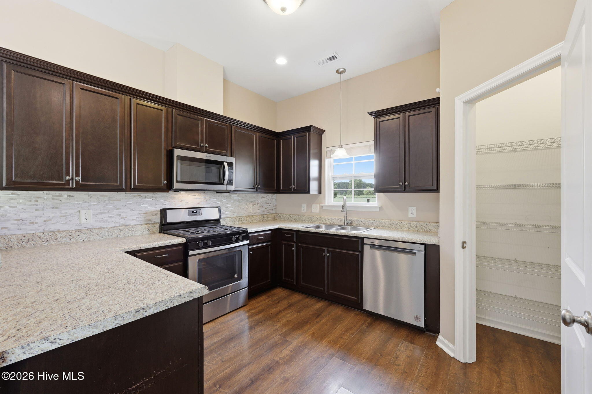 101 Trellis Lane Property Photo 14