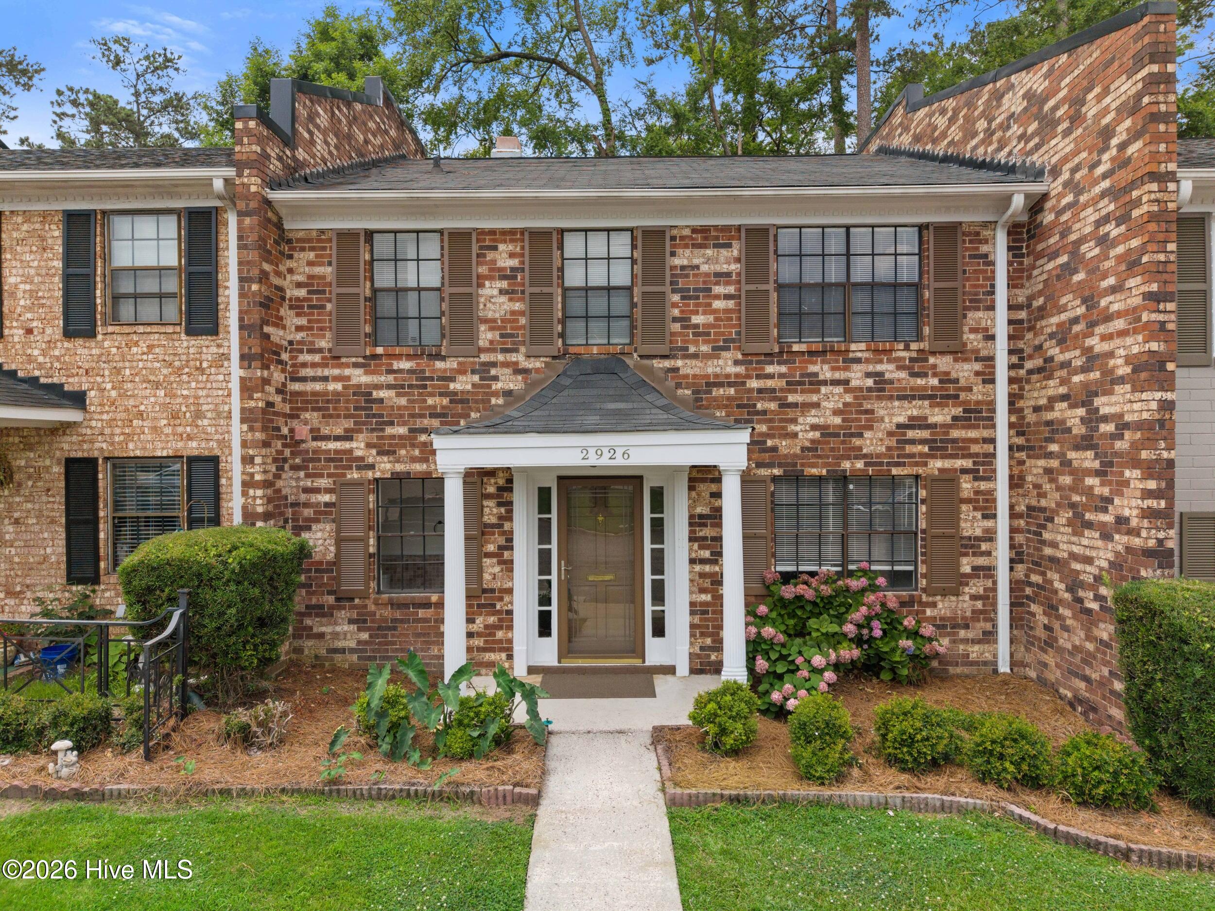 2926 Arrowhead Drive Property Photo 1