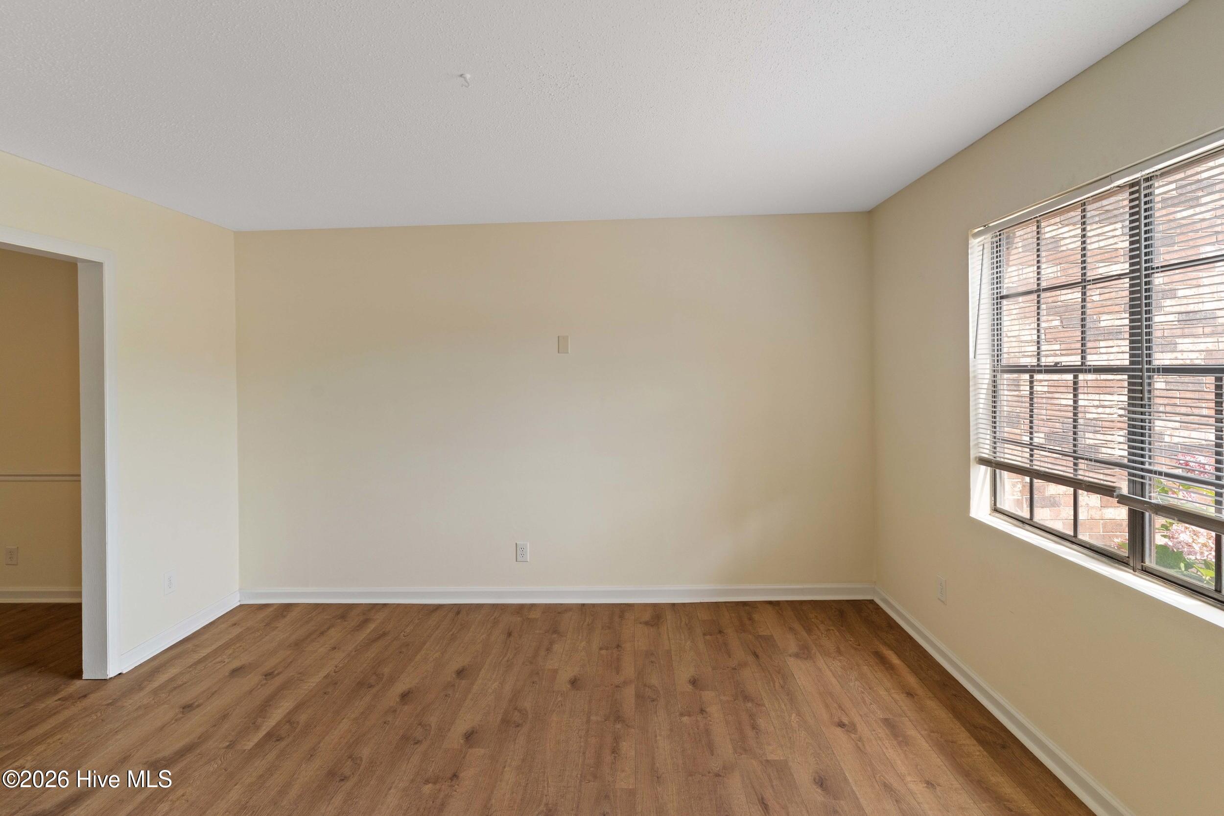 2926 Arrowhead Drive Property Photo 6