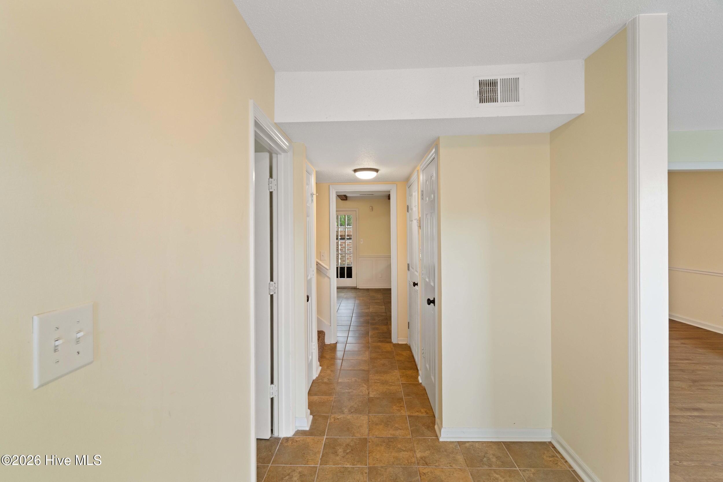 2926 Arrowhead Drive Property Photo 21