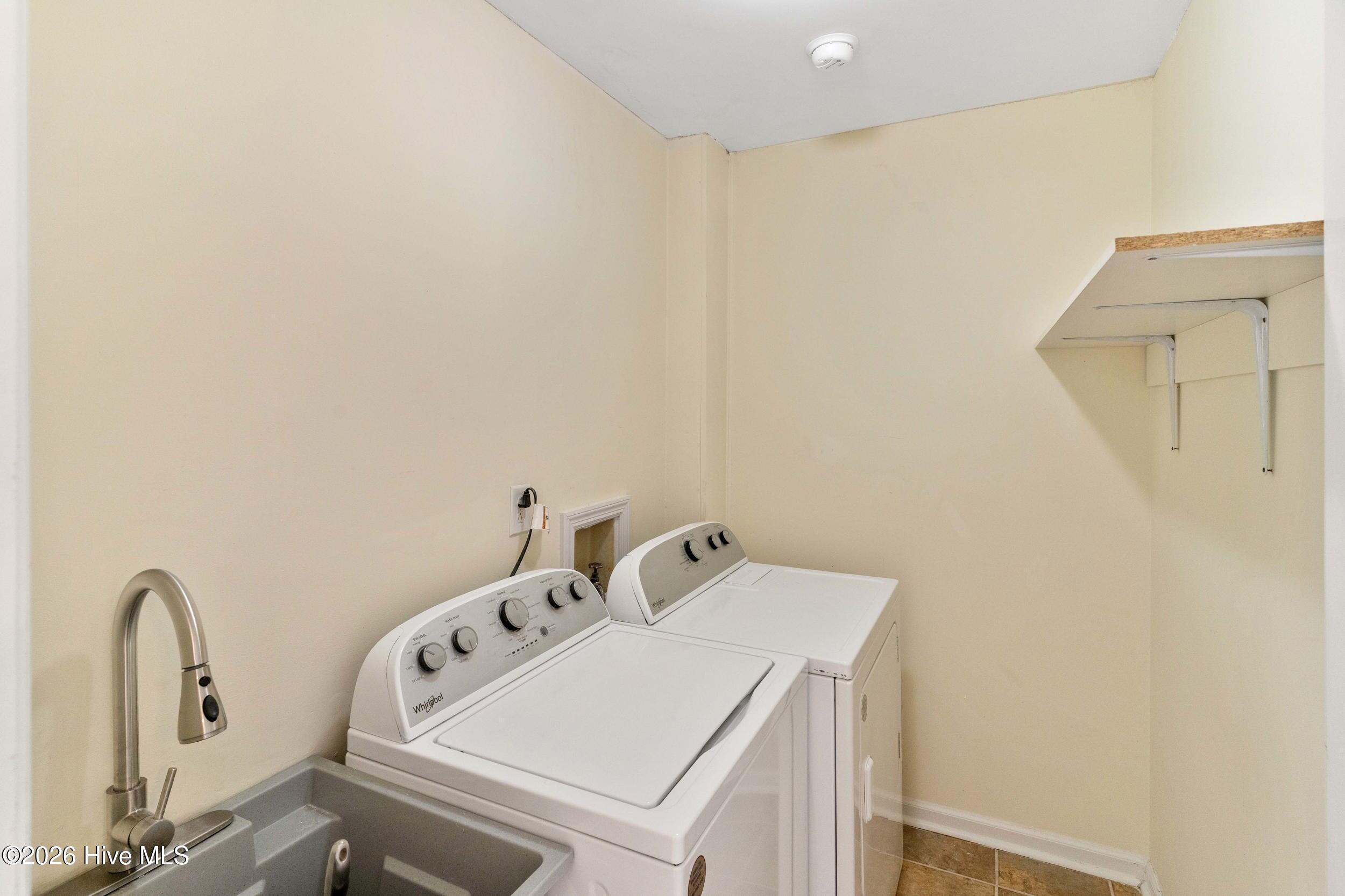 2926 Arrowhead Drive Property Photo 23
