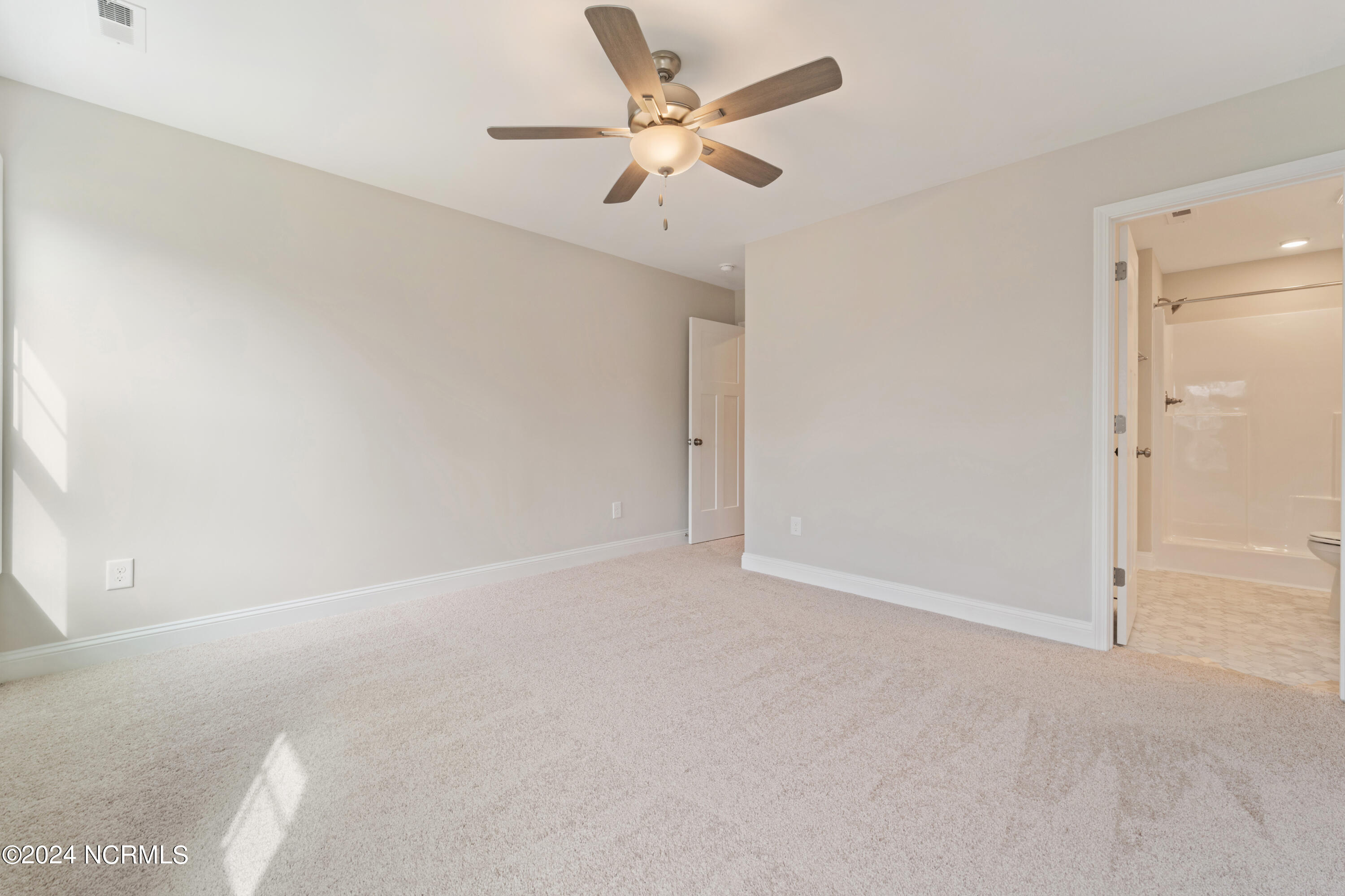 611 Jacks Crossing Drive Property Photo 10