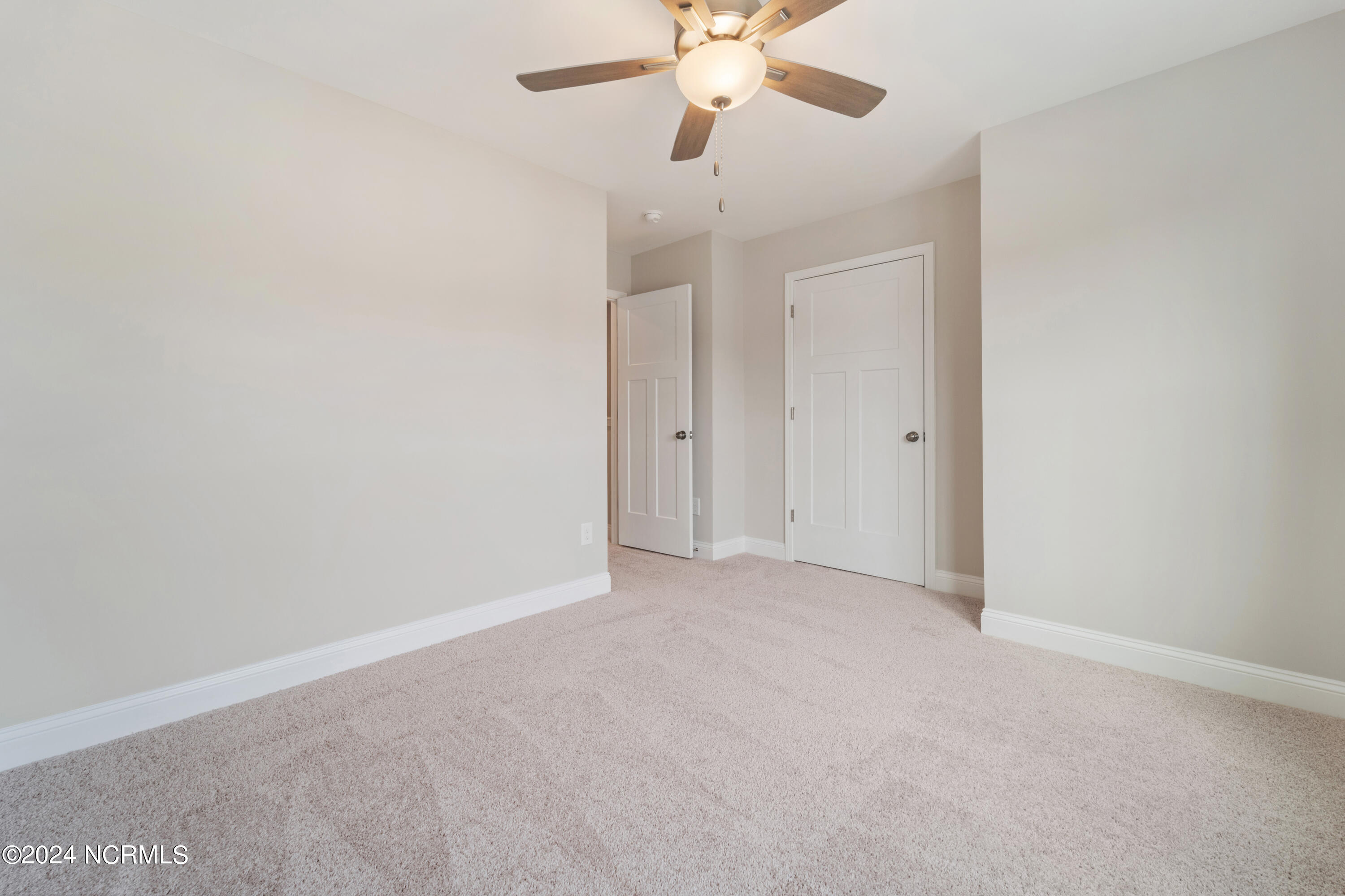 611 Jacks Crossing Drive Property Photo 12