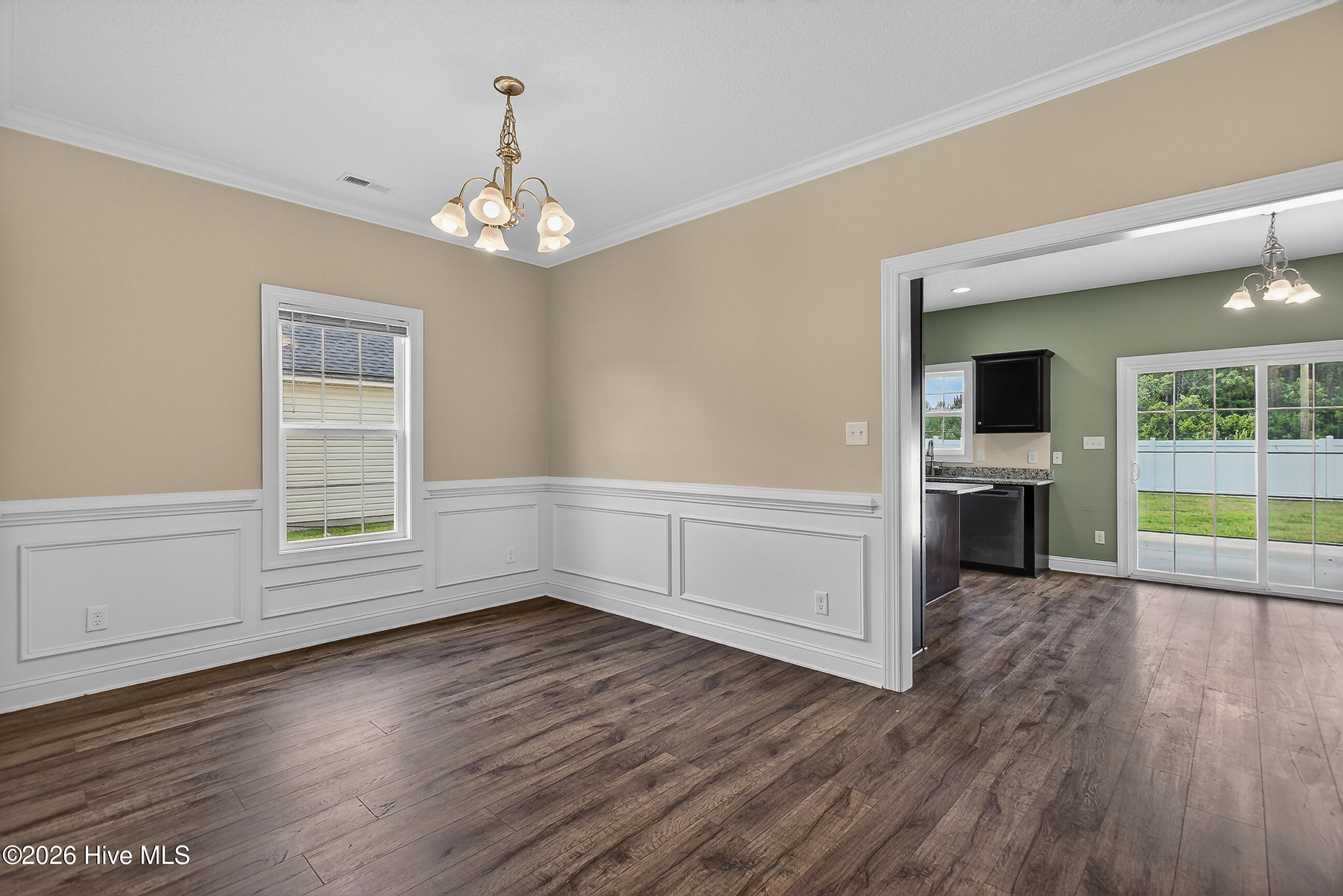471 Worsley Way Property Photo 7