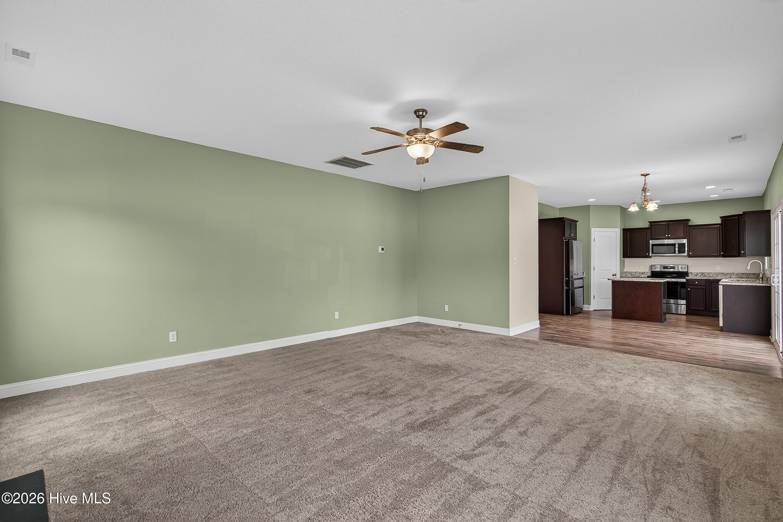 471 Worsley Way Property Photo 17