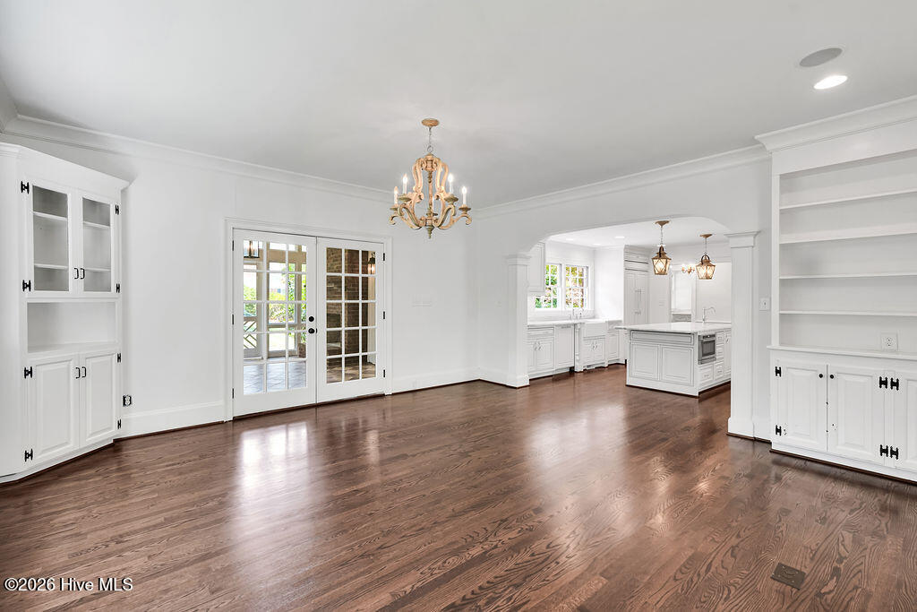 2202 S Live Oak Parkway Property Photo 15