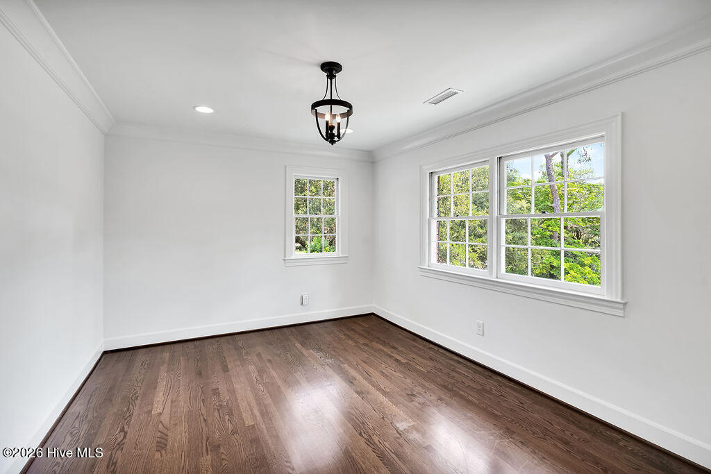 2202 S Live Oak Parkway Property Photo 29
