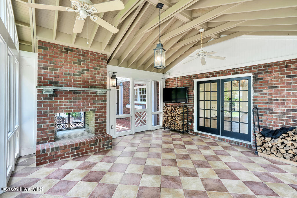 2202 S Live Oak Parkway Property Photo 44
