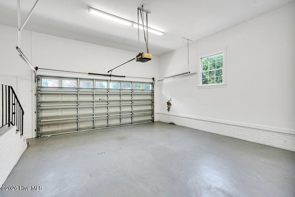 2202 S Live Oak Parkway Property Photo 49