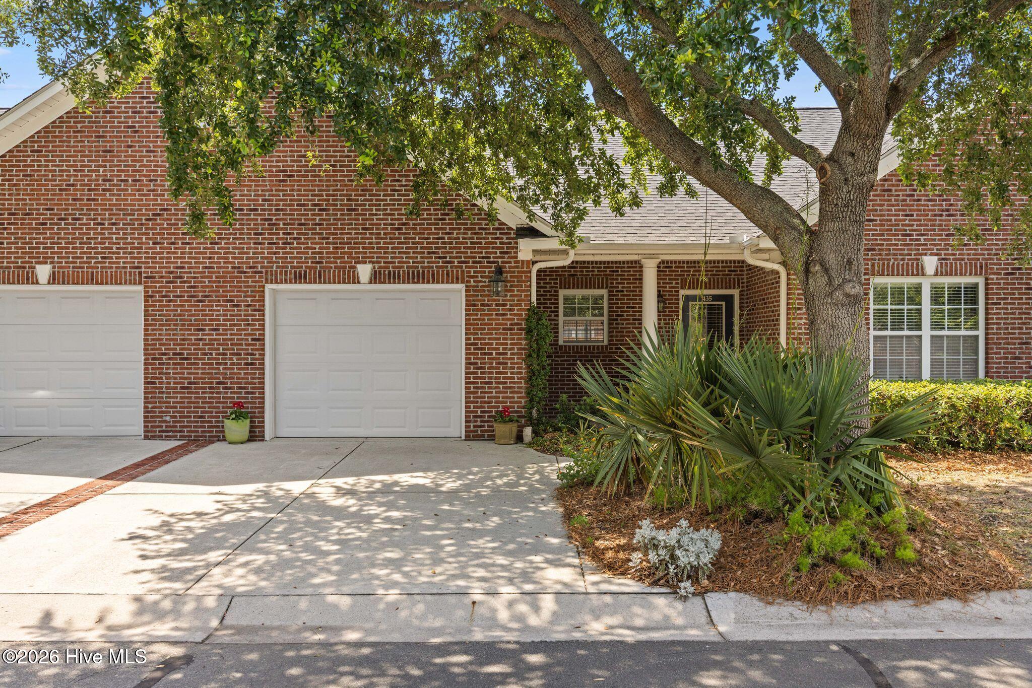 435 Lightning Whelk Way Property Photo 3