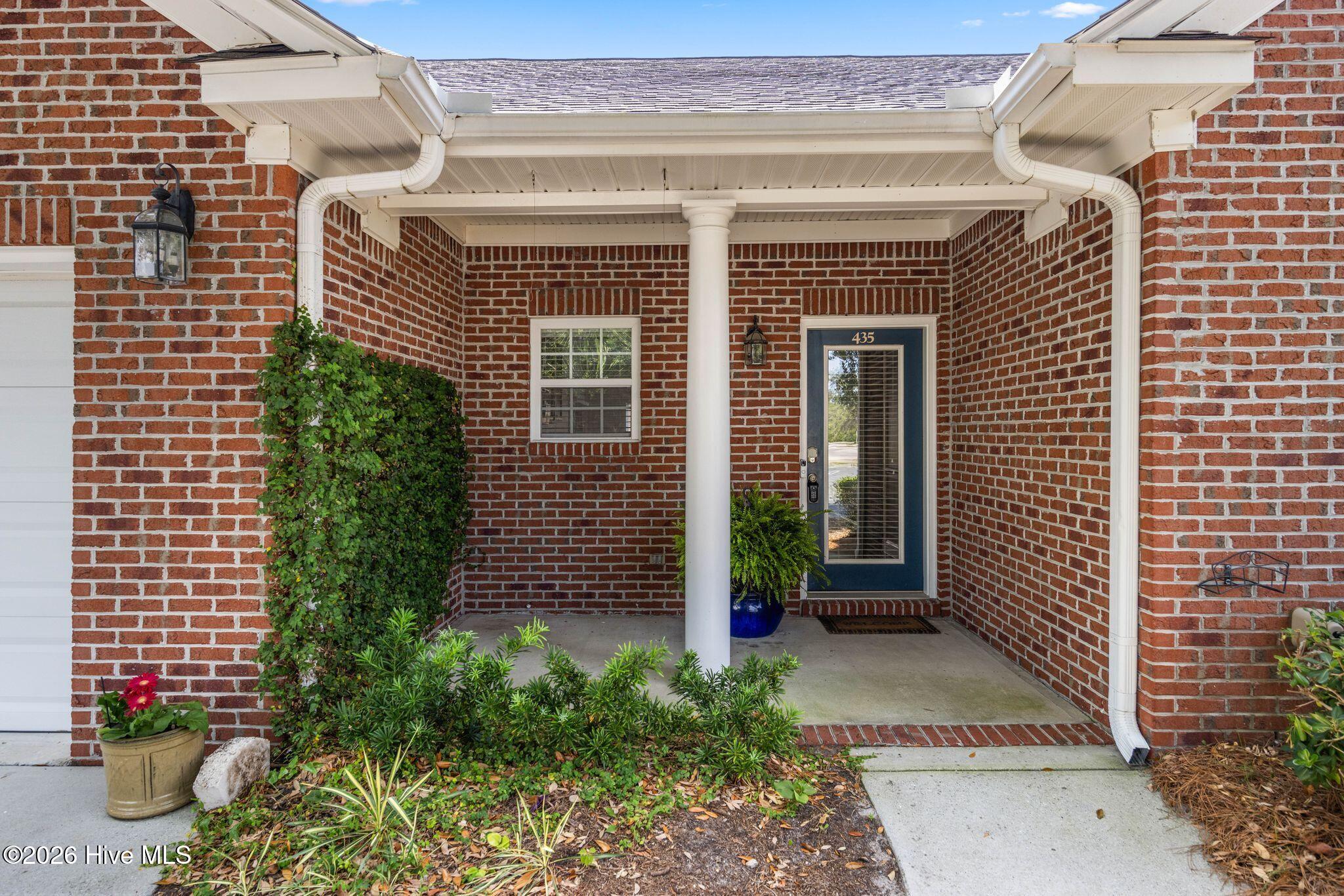 435 Lightning Whelk Way Property Photo 6