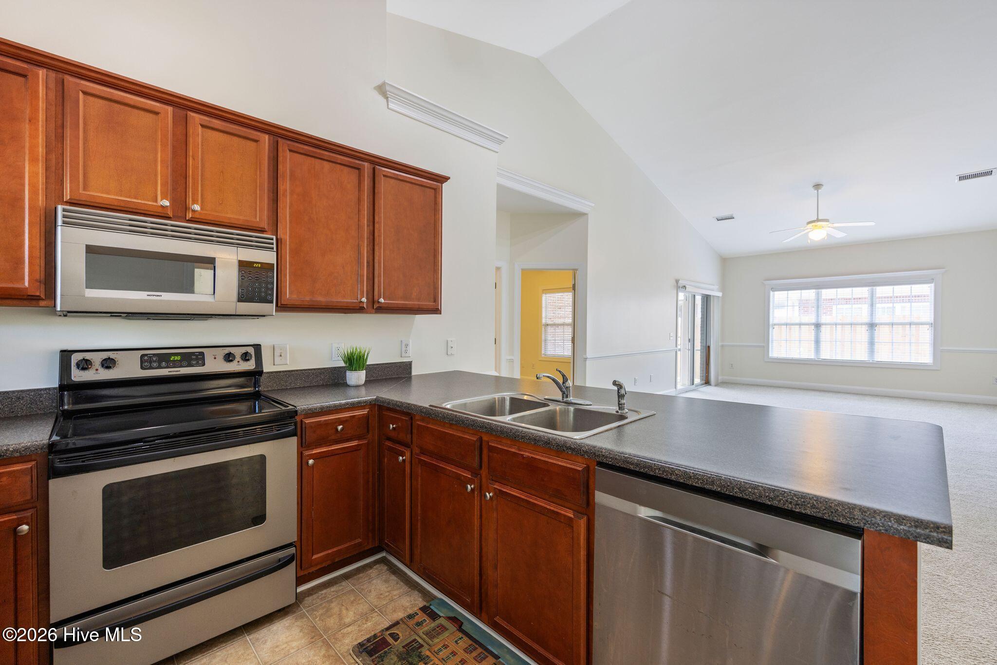 435 Lightning Whelk Way Property Photo 12