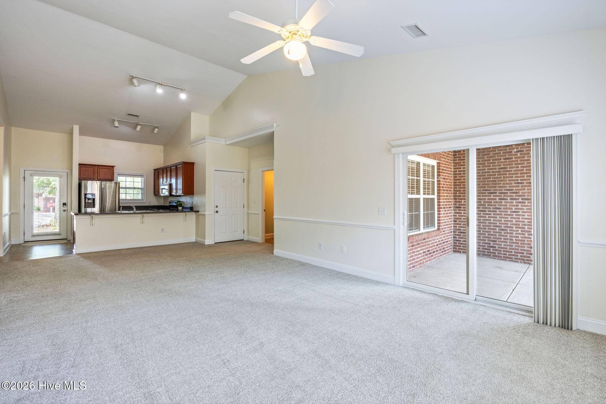 435 Lightning Whelk Way Property Photo 16