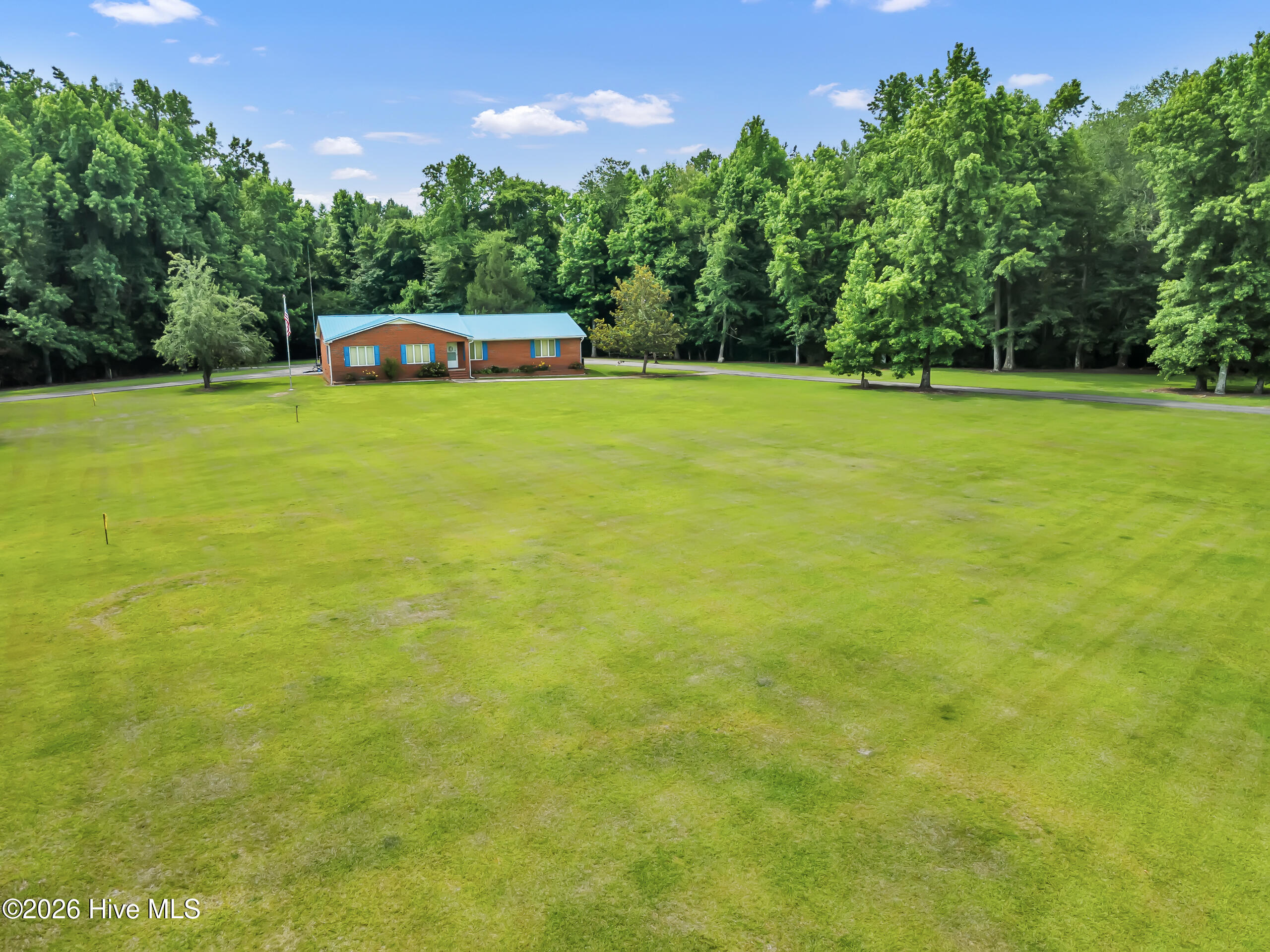 612 Parkertown Road Property Photo 6
