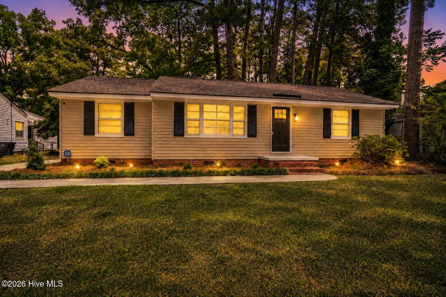 406 Clifton Road Property Photo 1