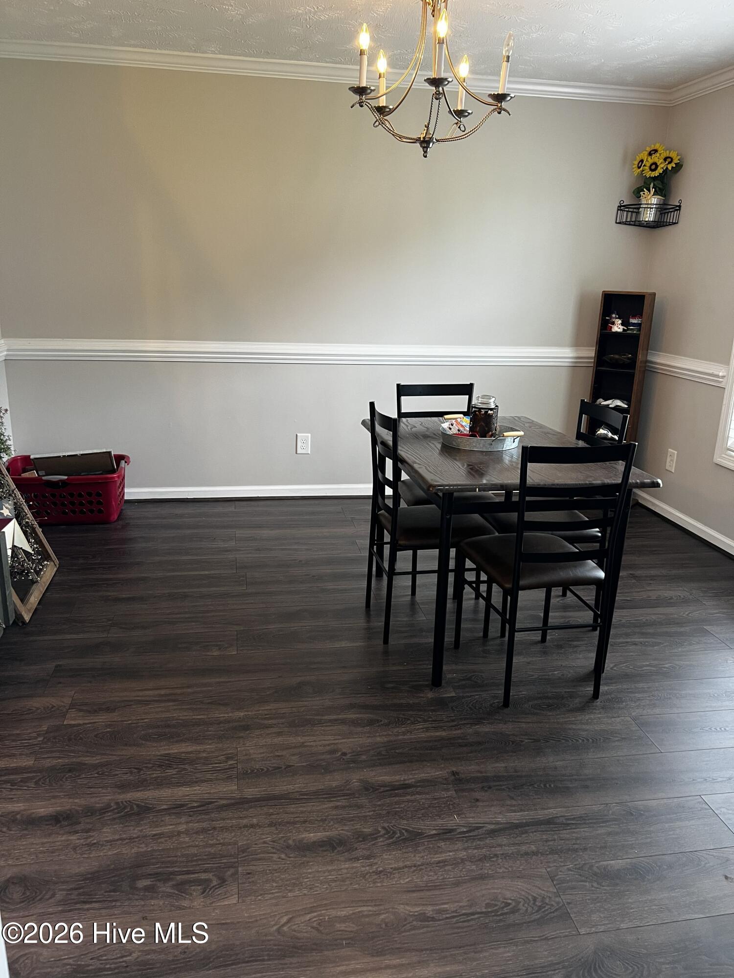 261 Rutherford Way Property Photo 2