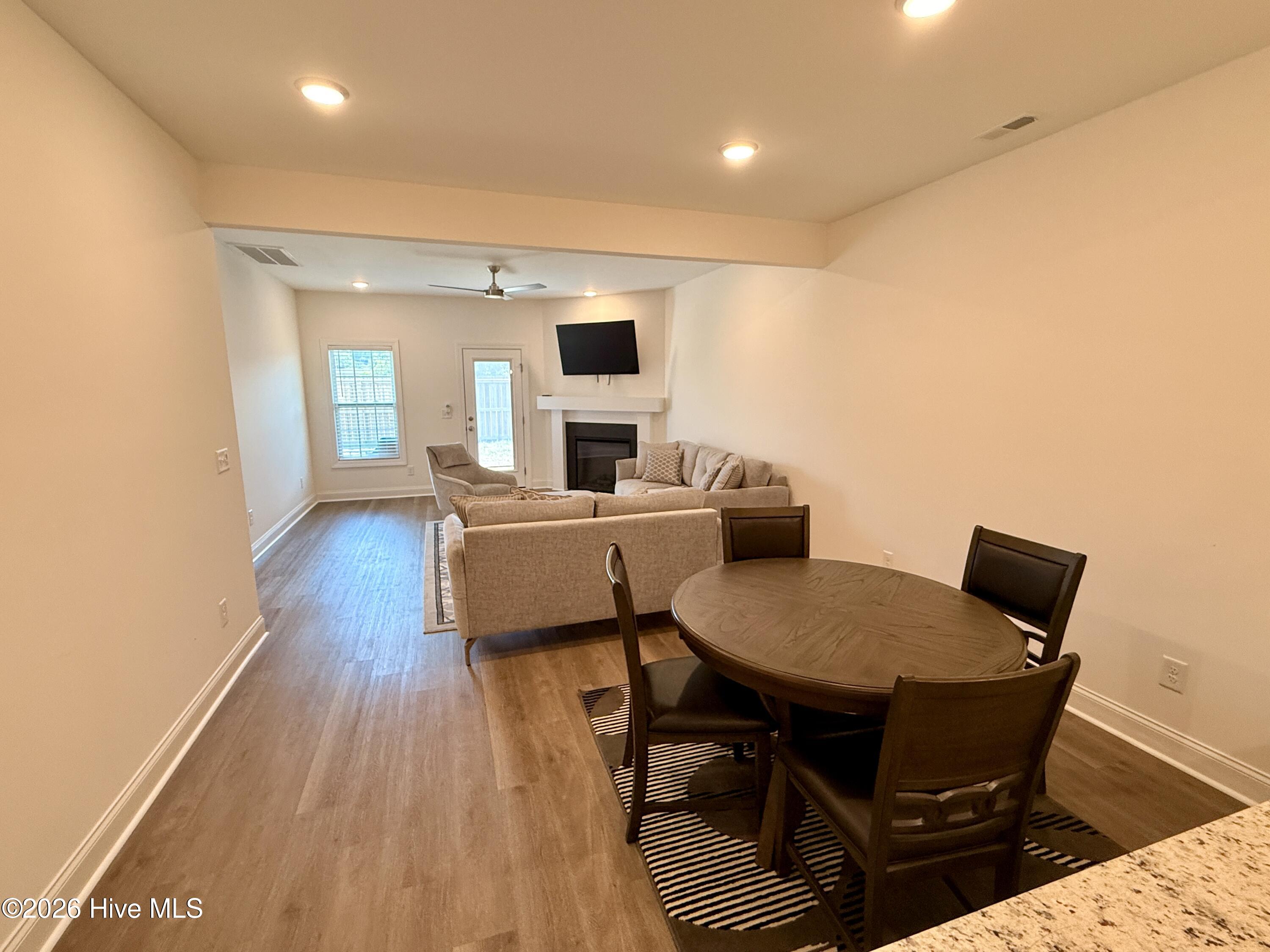 1413 Dorset Drive A Property Photo 8