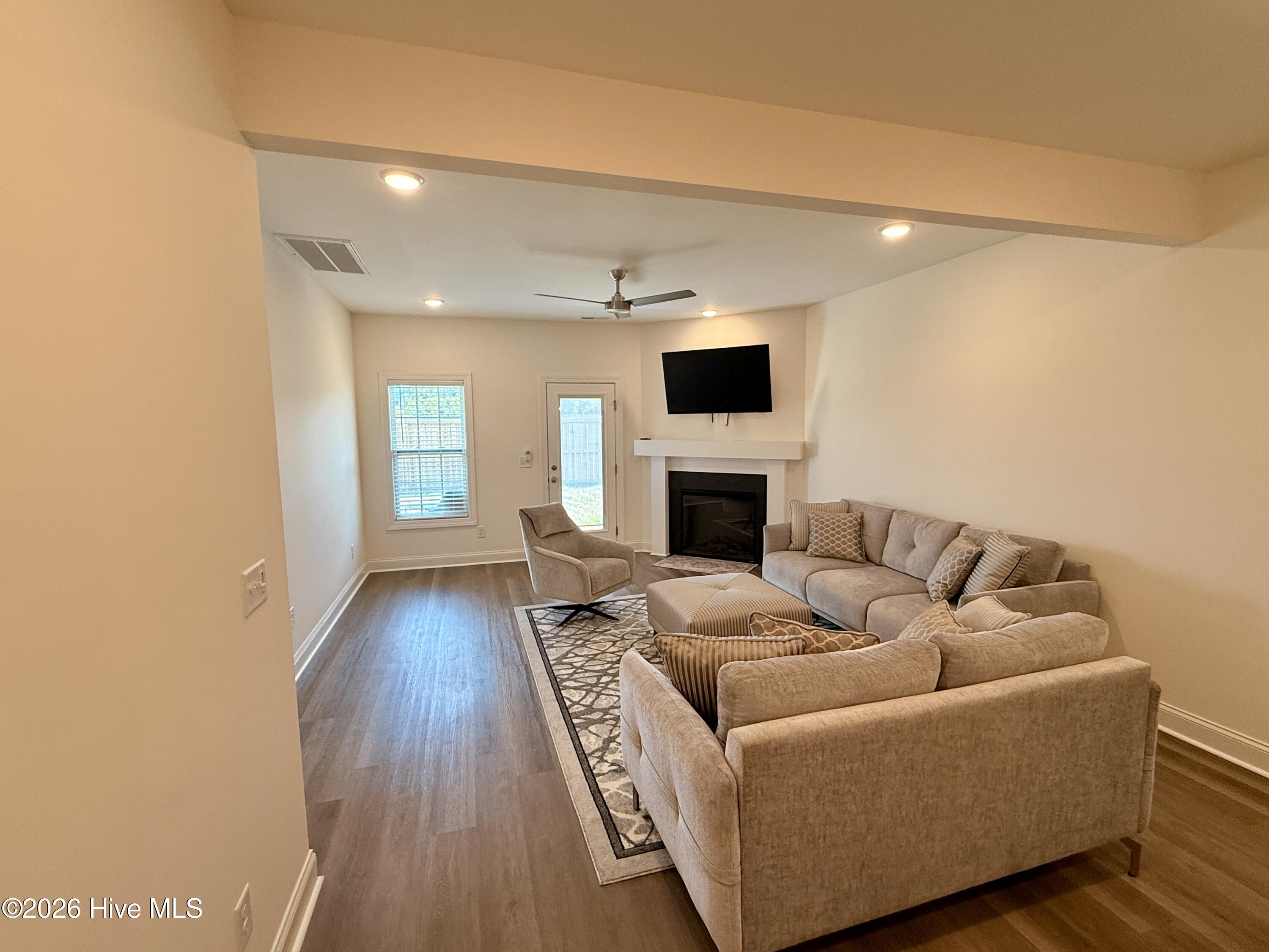 1413 Dorset Drive A Property Photo 9