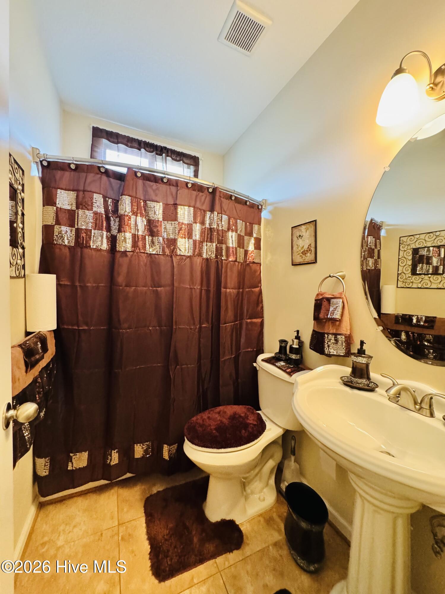 120 Laurel Woods Boulevard Property Photo 23