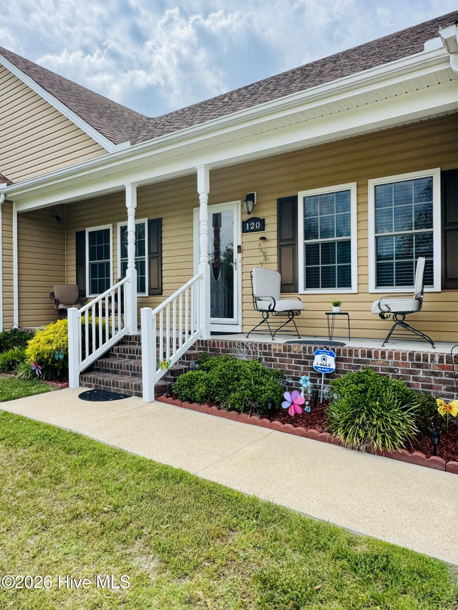 120 Laurel Woods Boulevard Property Photo 31