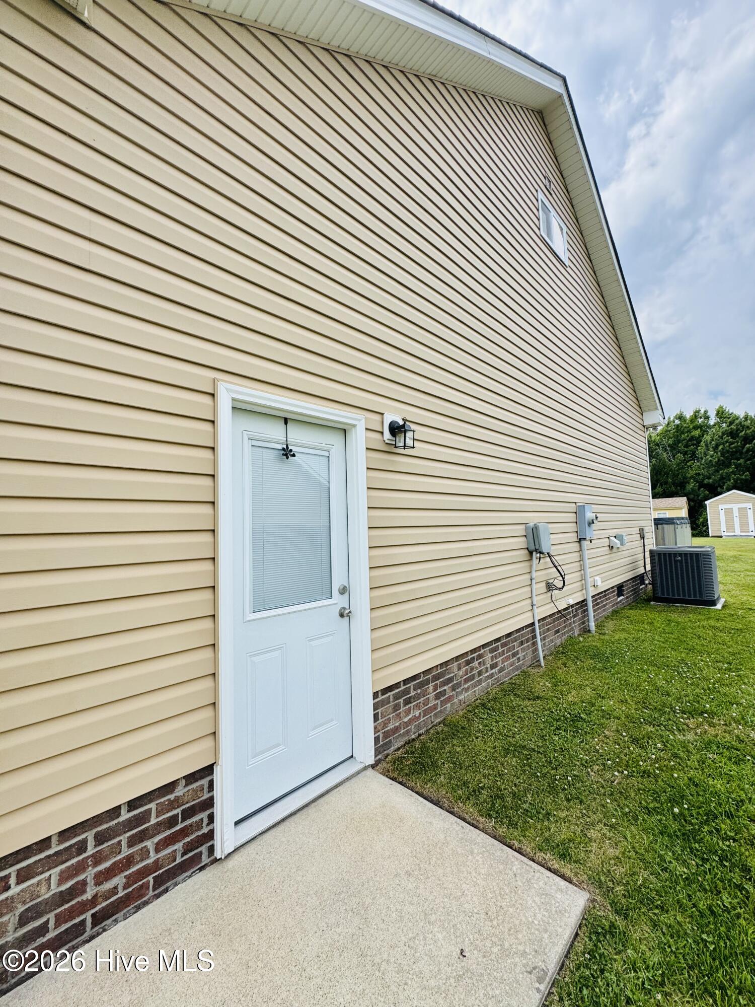 120 Laurel Woods Boulevard Property Photo 32