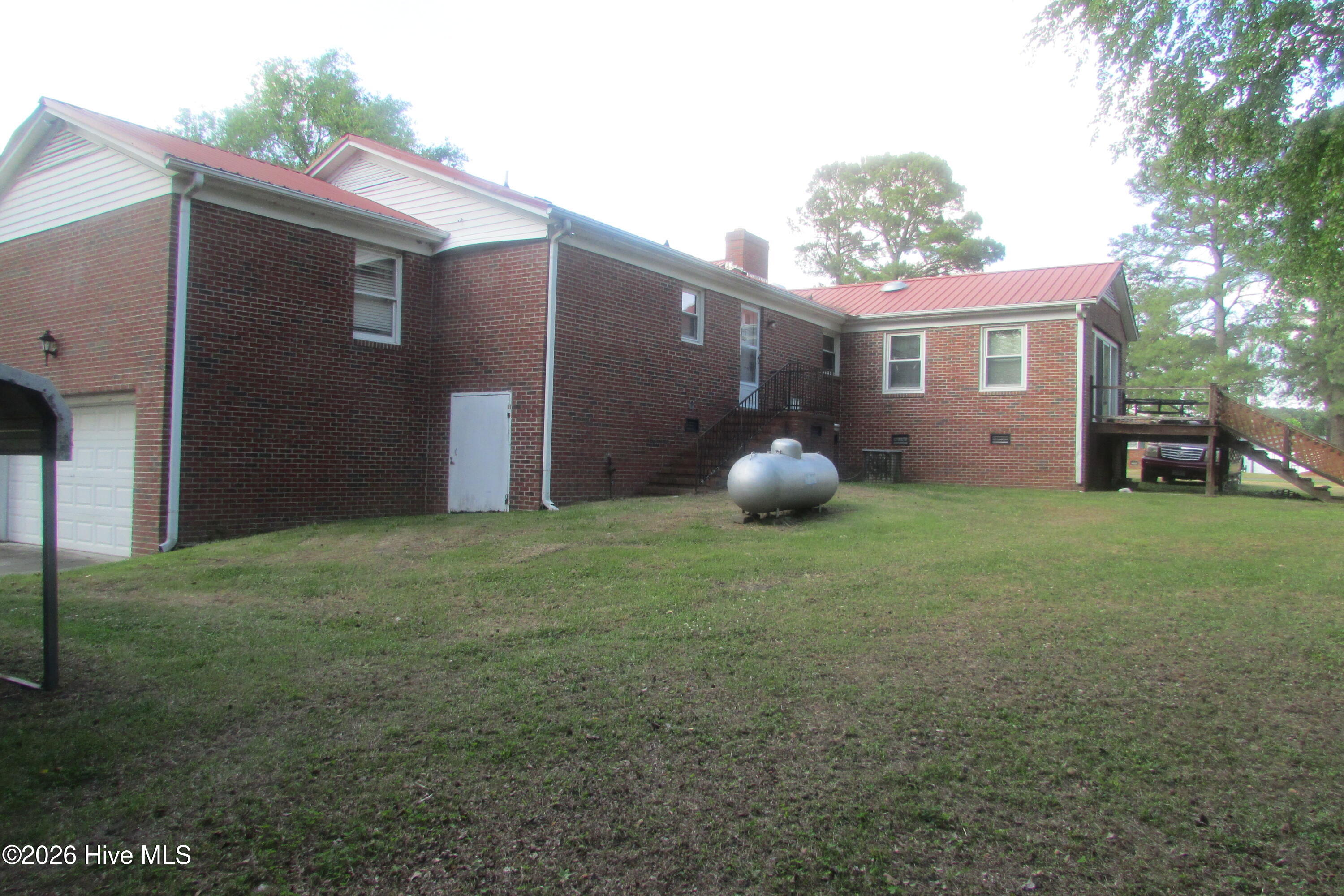 1102 Isaac Weeks Road Property Photo 6
