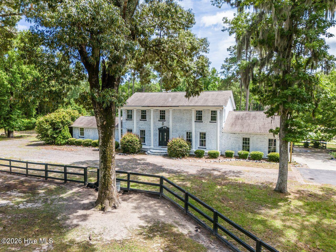 415 Whitebridge Road Property Photo 1