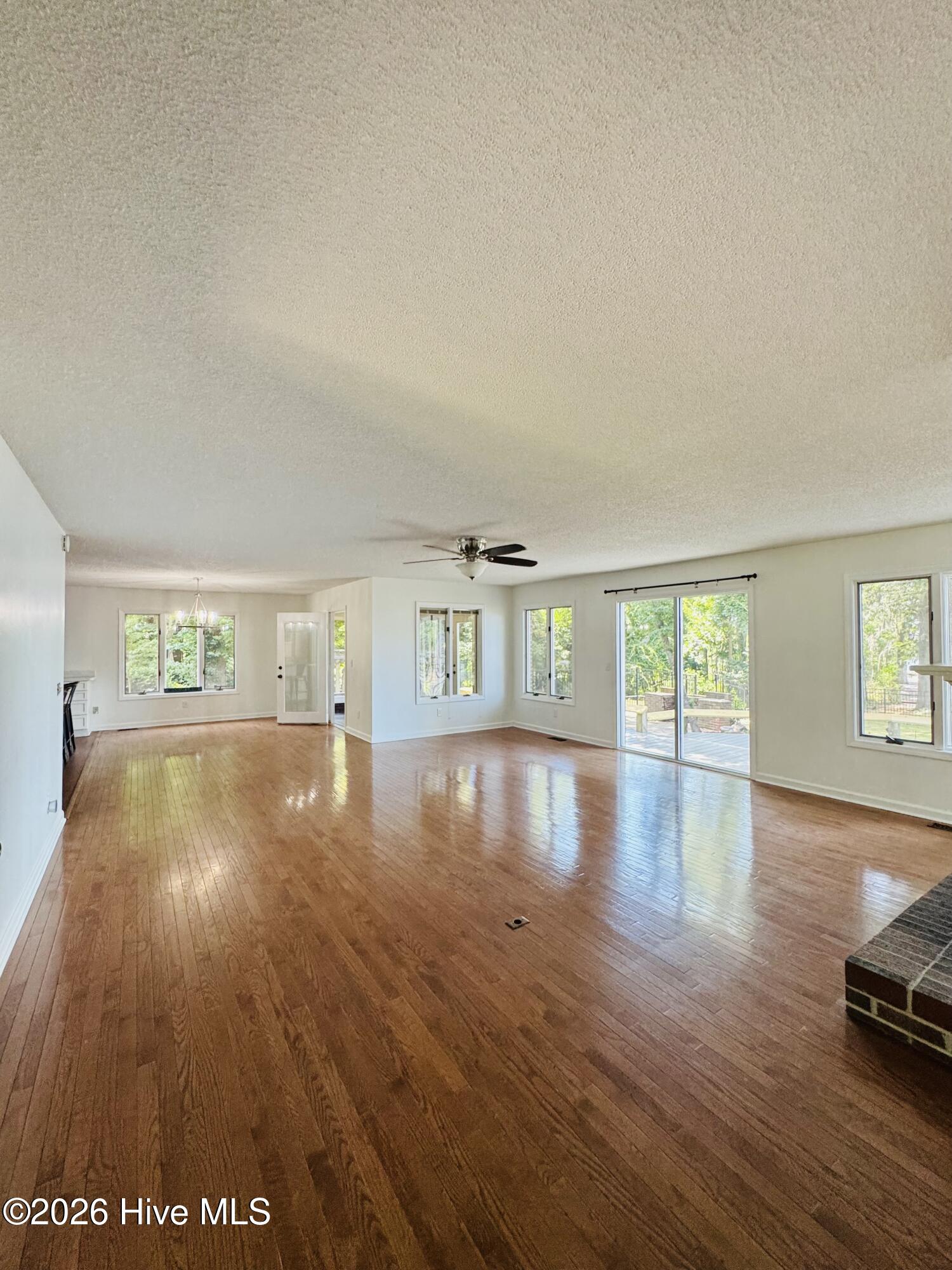 186 E Camp Perry Road Property Photo 11