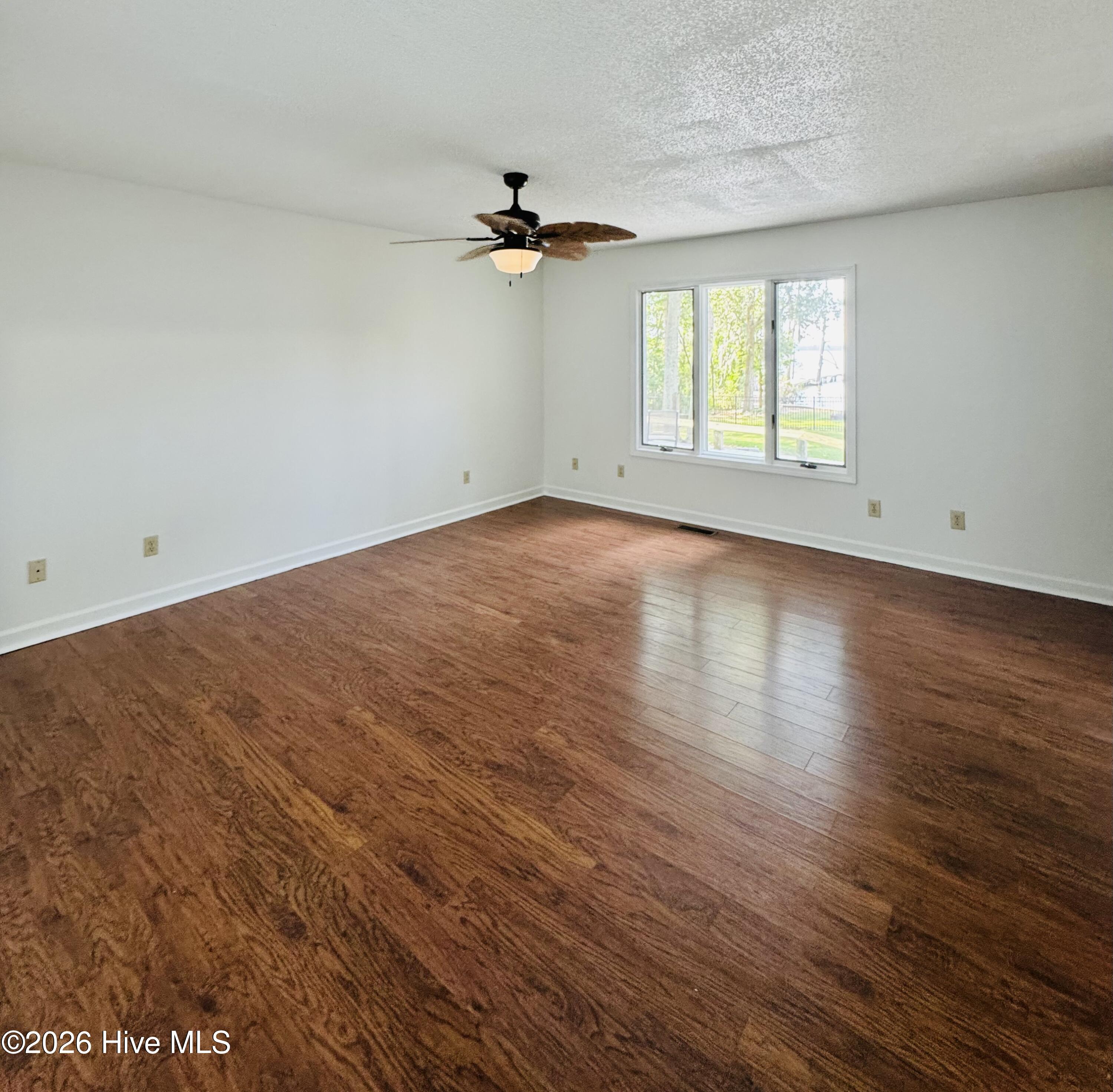 186 E Camp Perry Road Property Photo 12