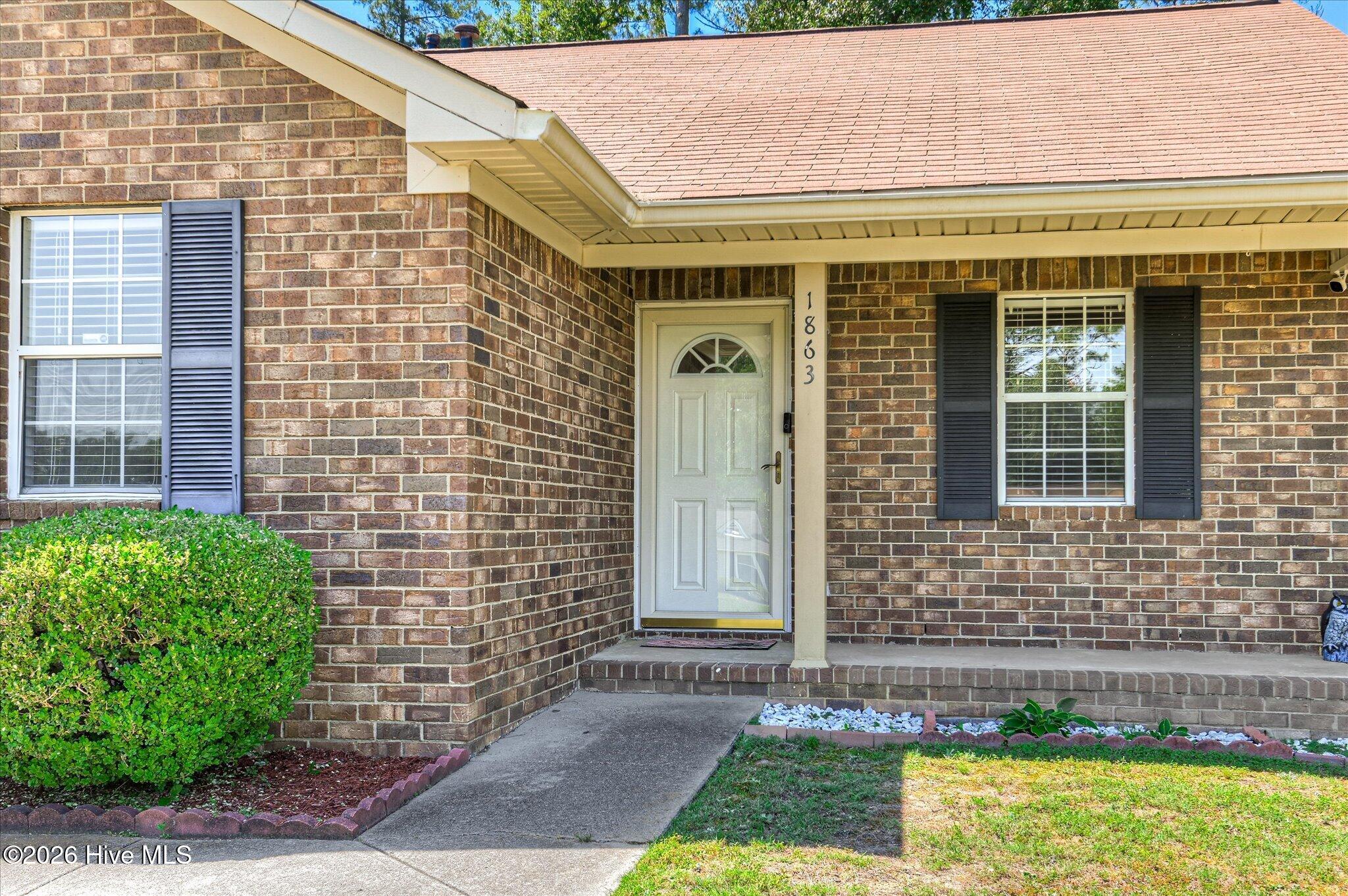 1863 S Barton Drive S Property Photo 4