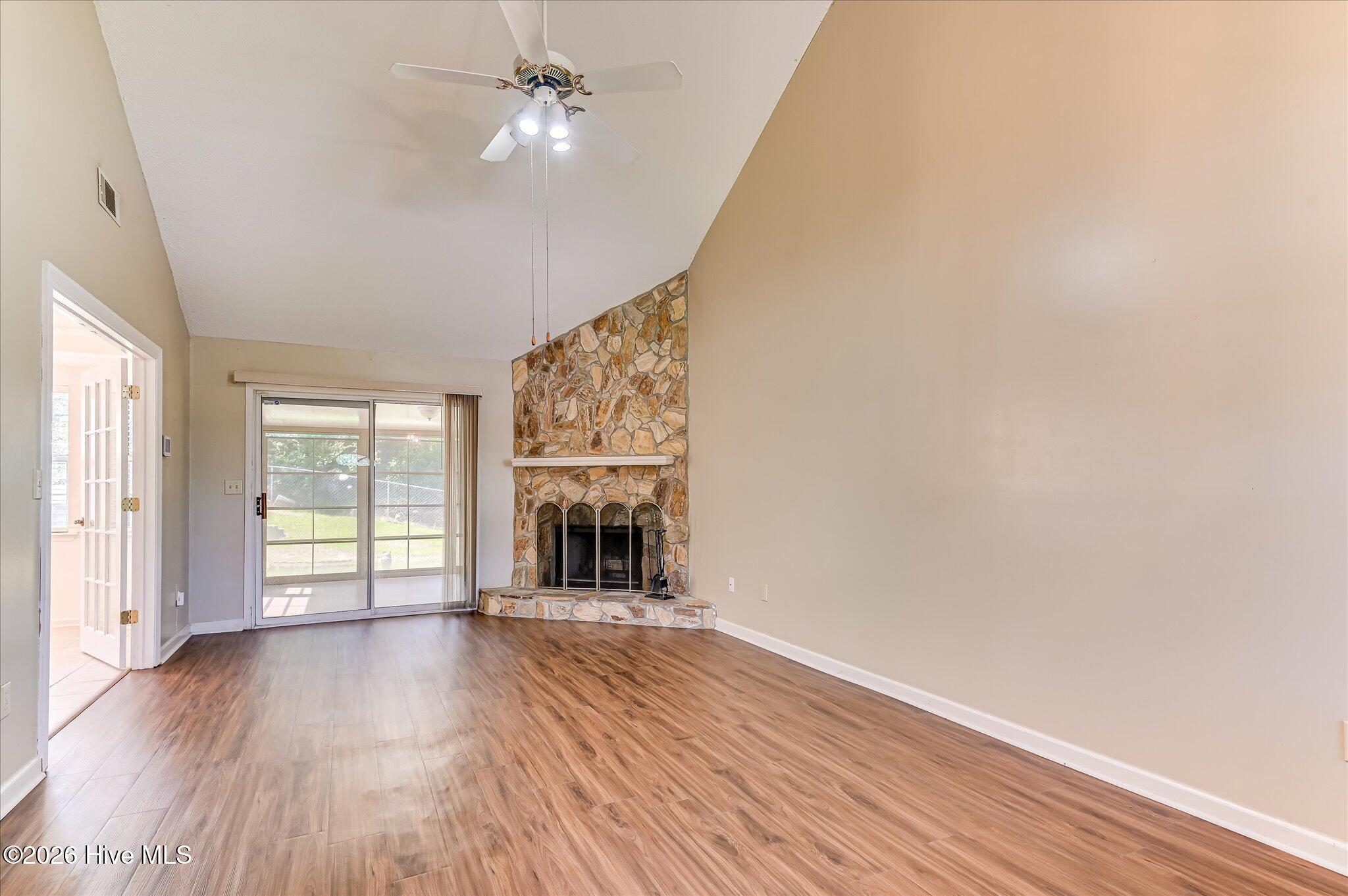 1863 S Barton Drive S Property Photo 8