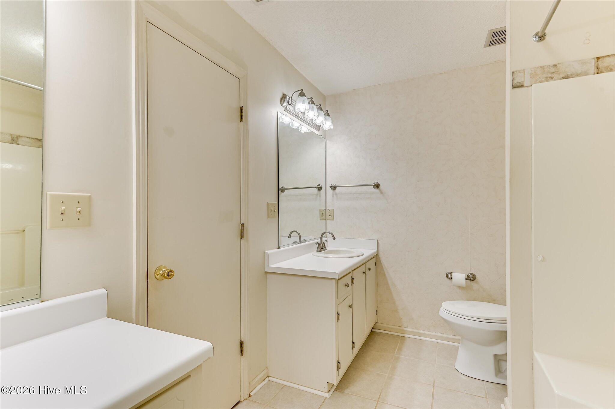 1863 S Barton Drive S Property Photo 26
