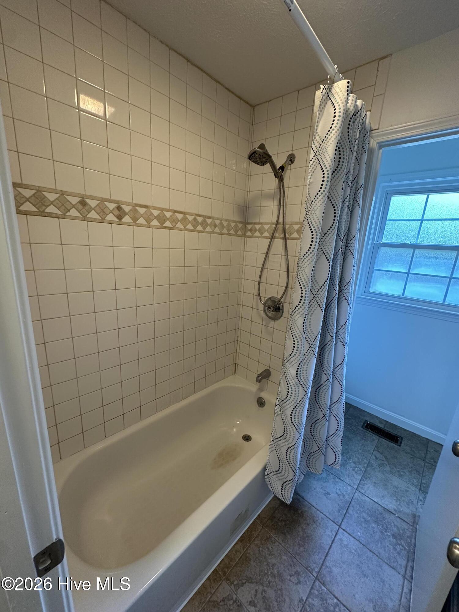 12940 Montclair Drive Property Photo 8