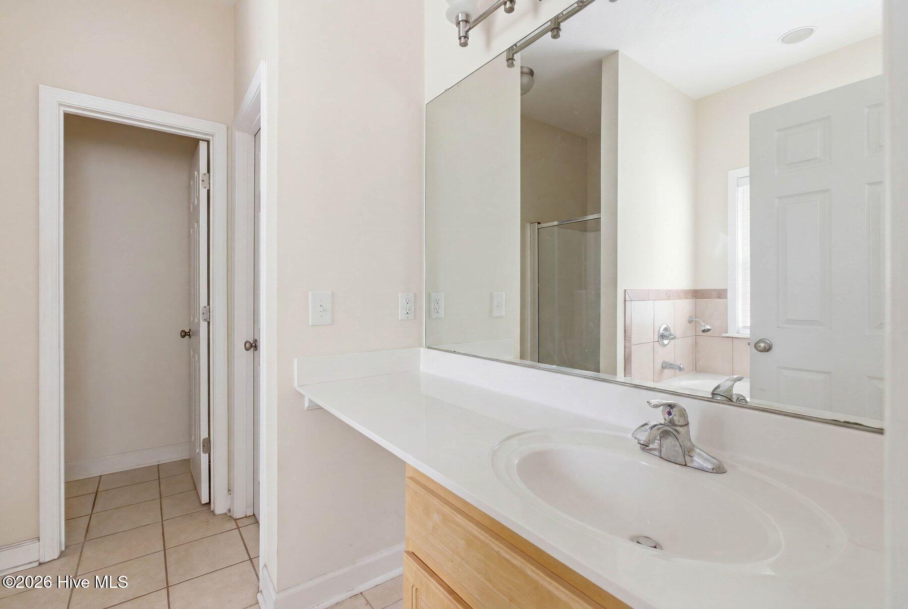 714 E Pipers Glen Property Photo 12