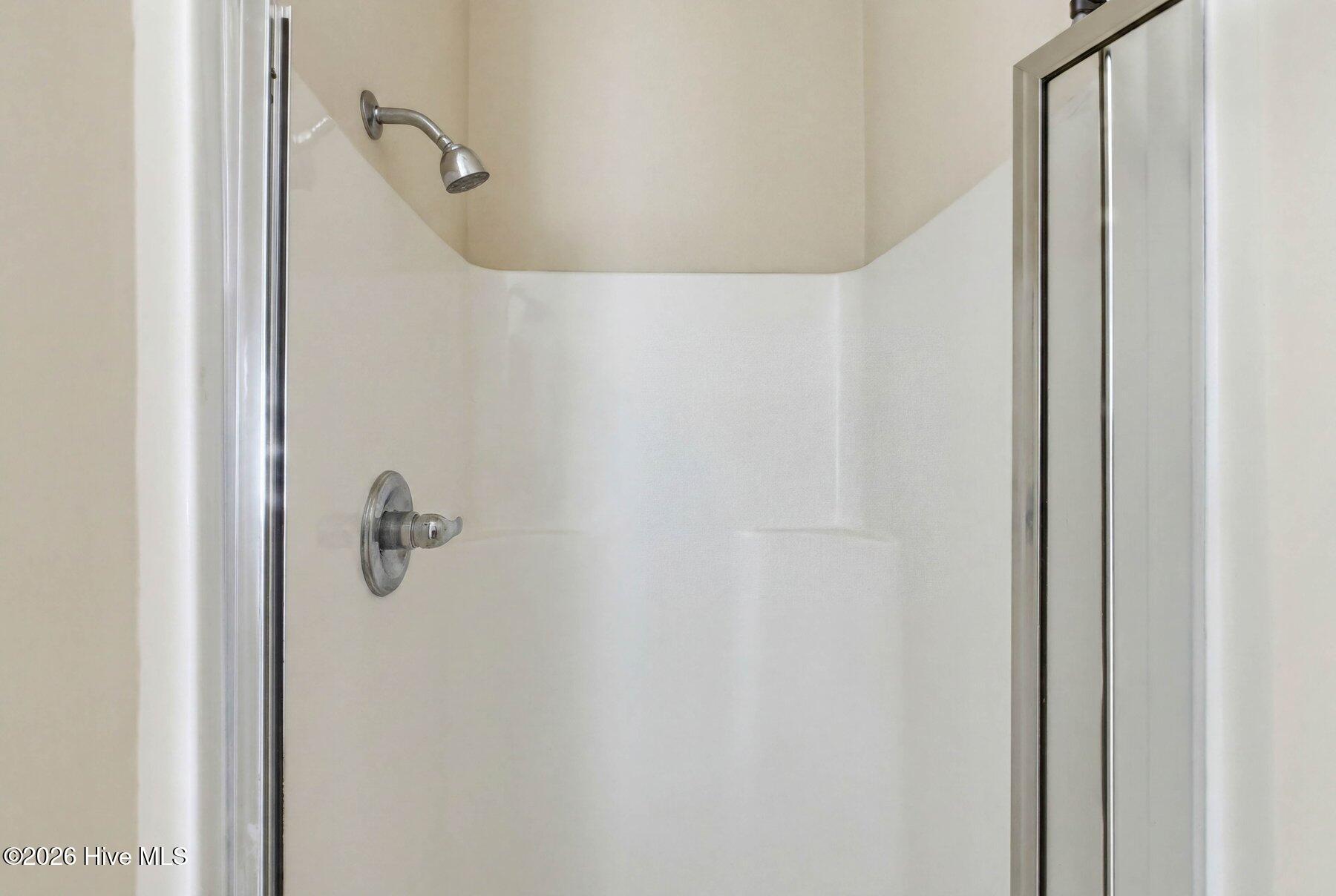 714 E Pipers Glen Property Photo 14