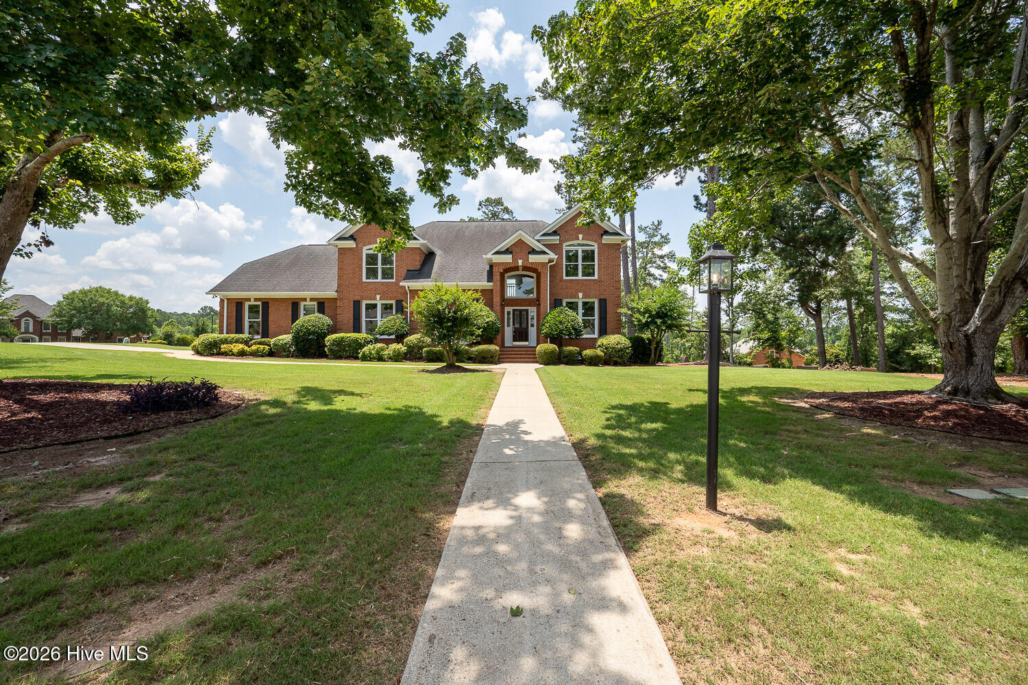 4244 Riverside Drive Property Photo 4