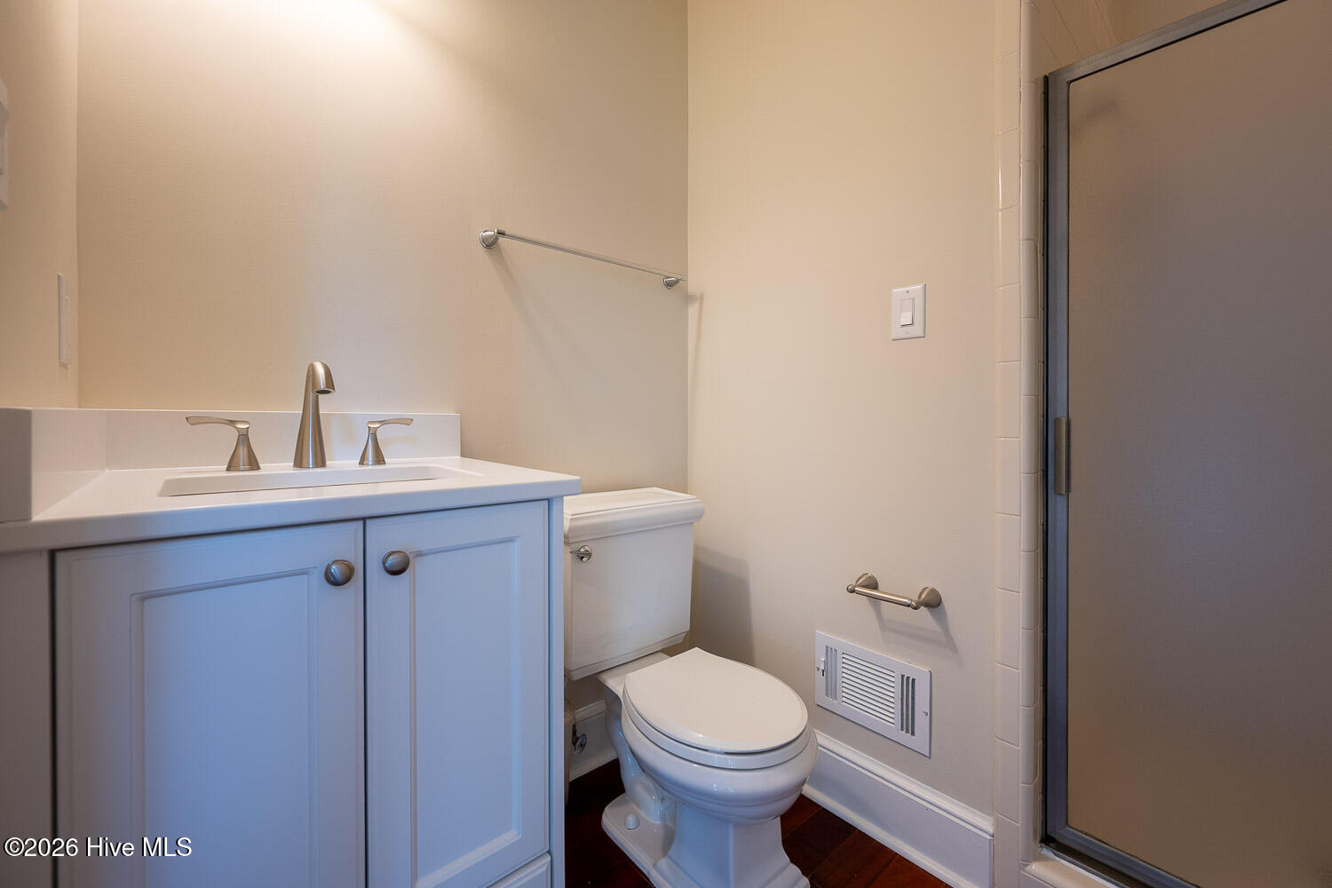 4244 Riverside Drive Property Photo 26