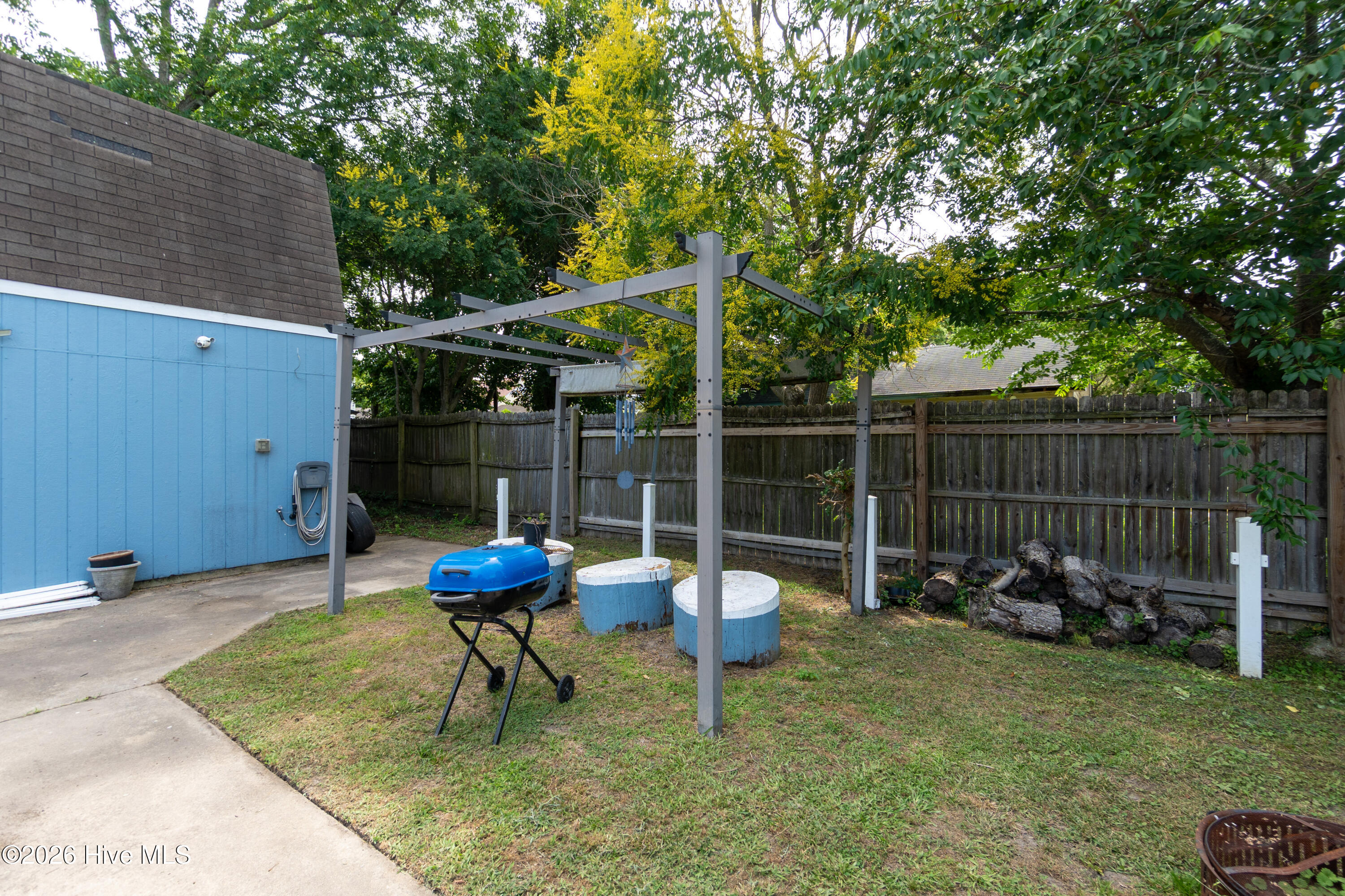 803 Maple Street Property Photo 37