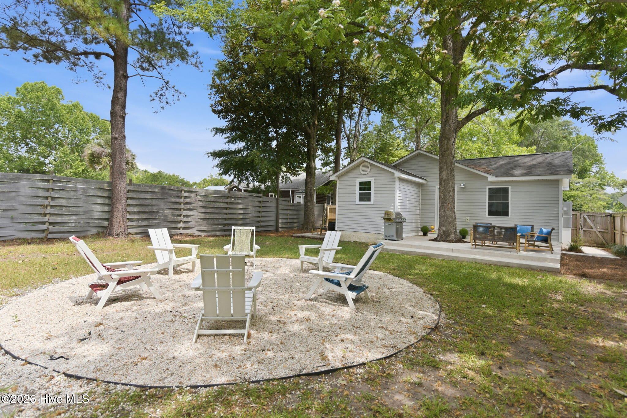 2420 Circle Street Property Photo 36